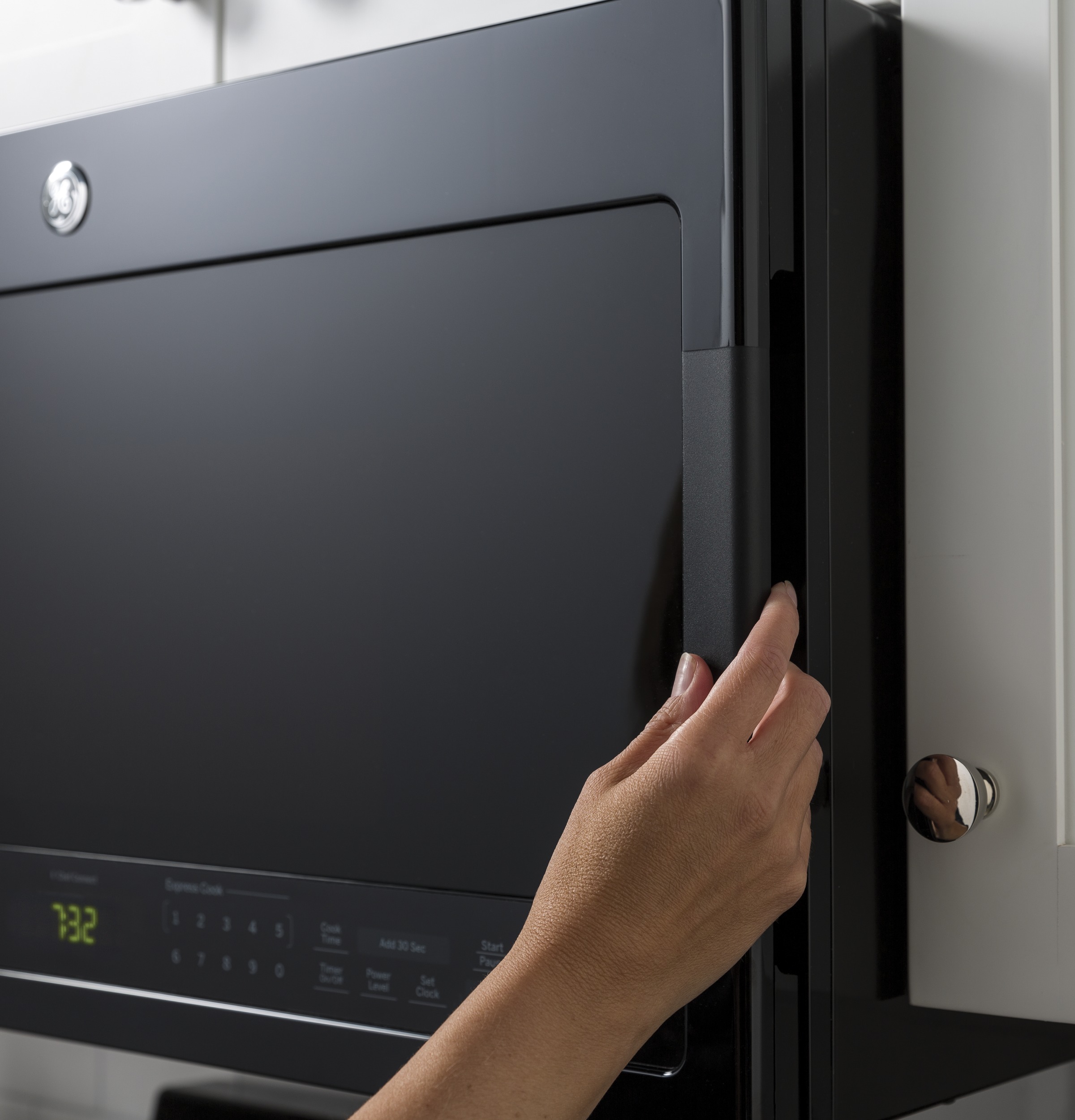 Series 2.1 Cu. Ft. Over-the-Range Sensor Microwave Oven PVM9005DJBB