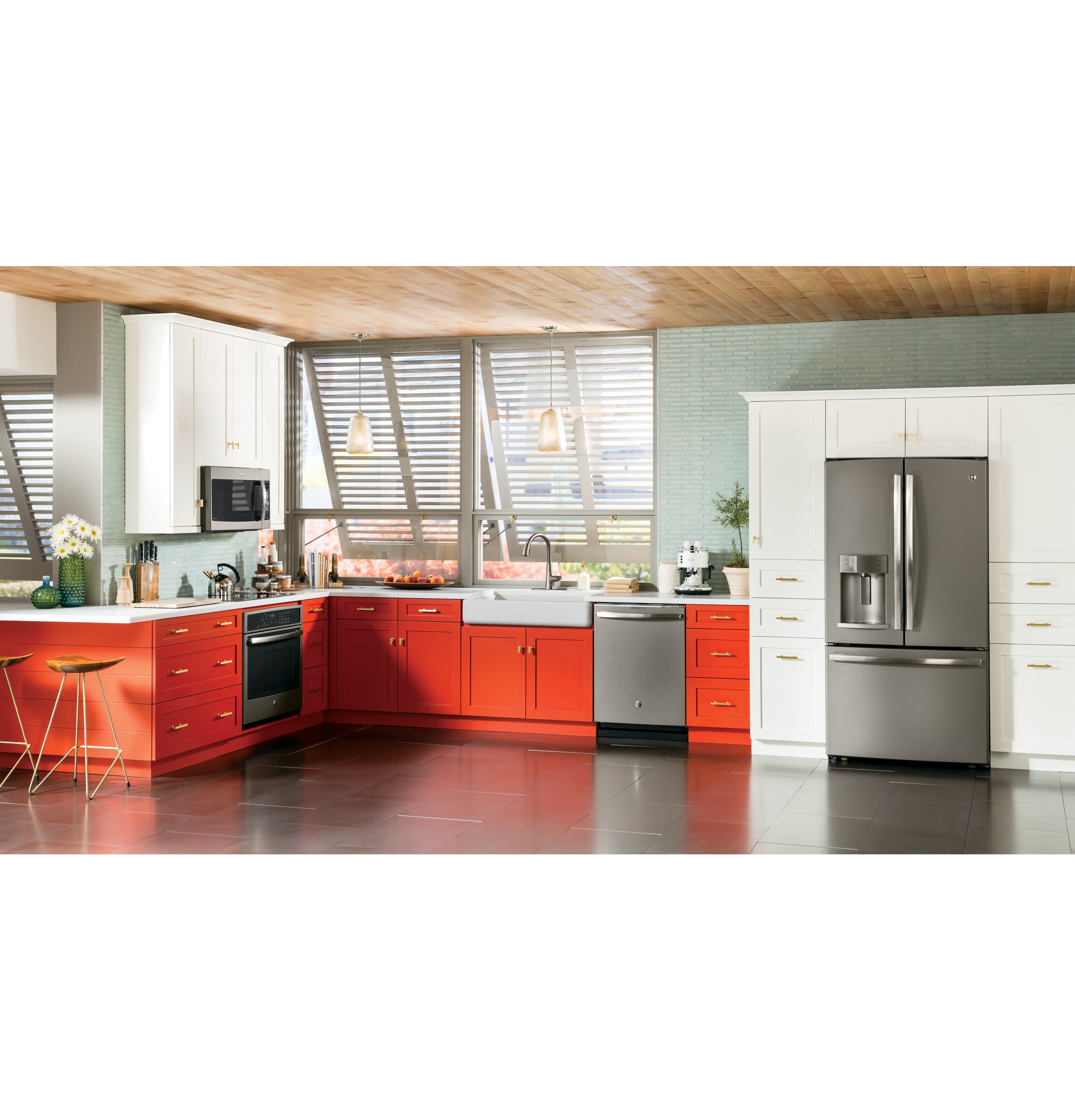 Series 1.7 Cu. Ft. Convection Over-the-Range Microwave Oven PVM9179EFES