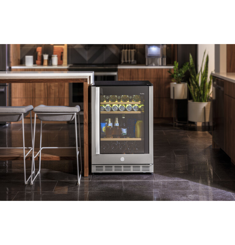 155-Can or 52-Bottle Beverage Center view 23