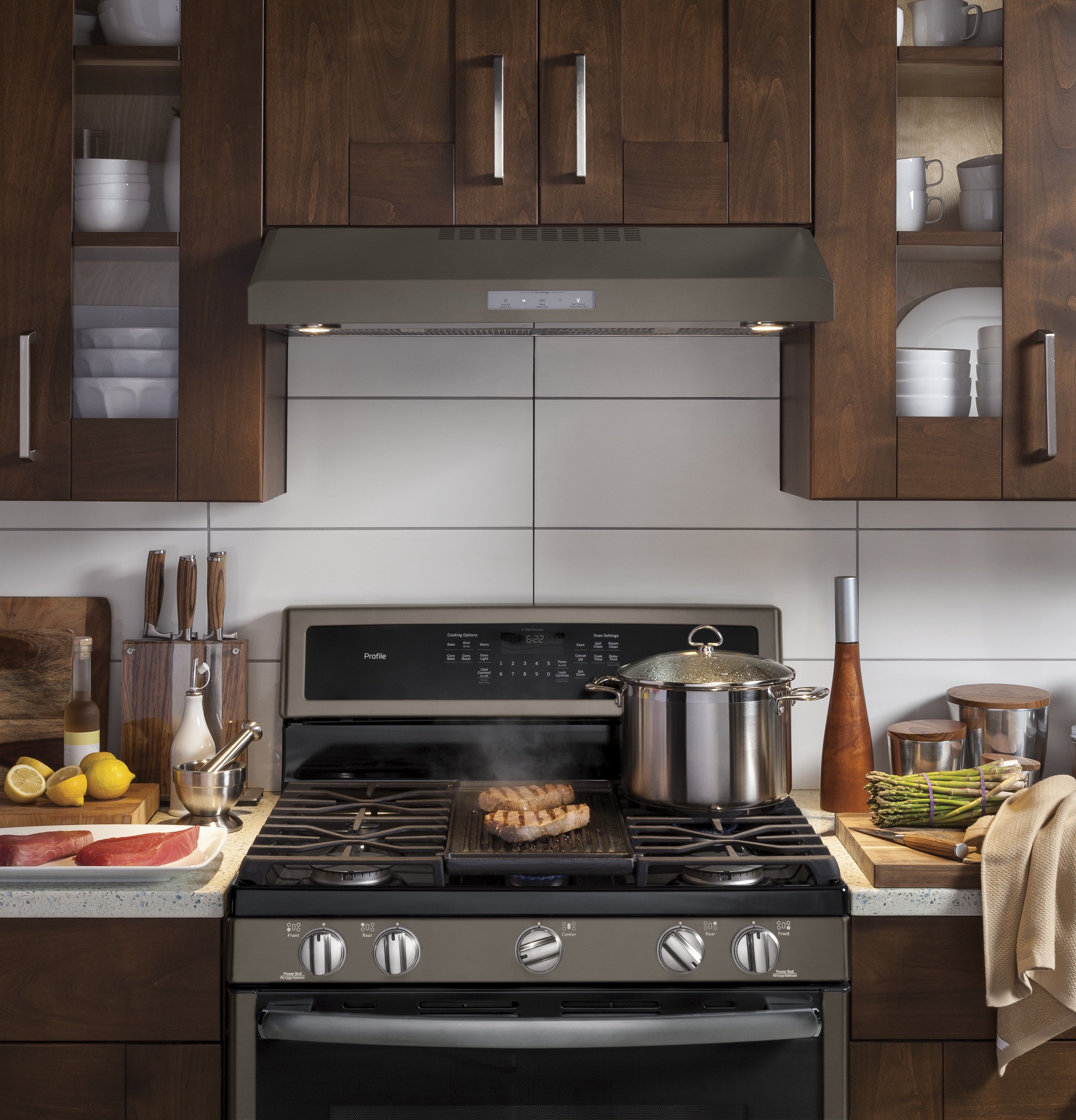 30" Under The Cabinet Hood PVX7300EJES