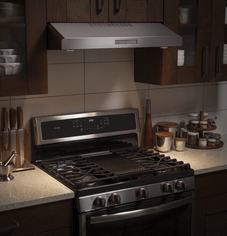 30" Under The Cabinet Hood view 10