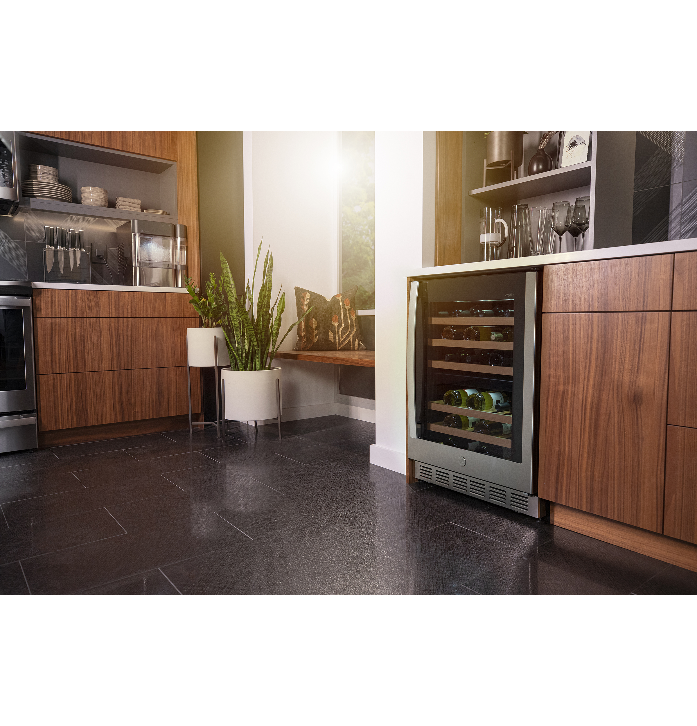 44-Bottle Dual Zone Wine Cooler view 12