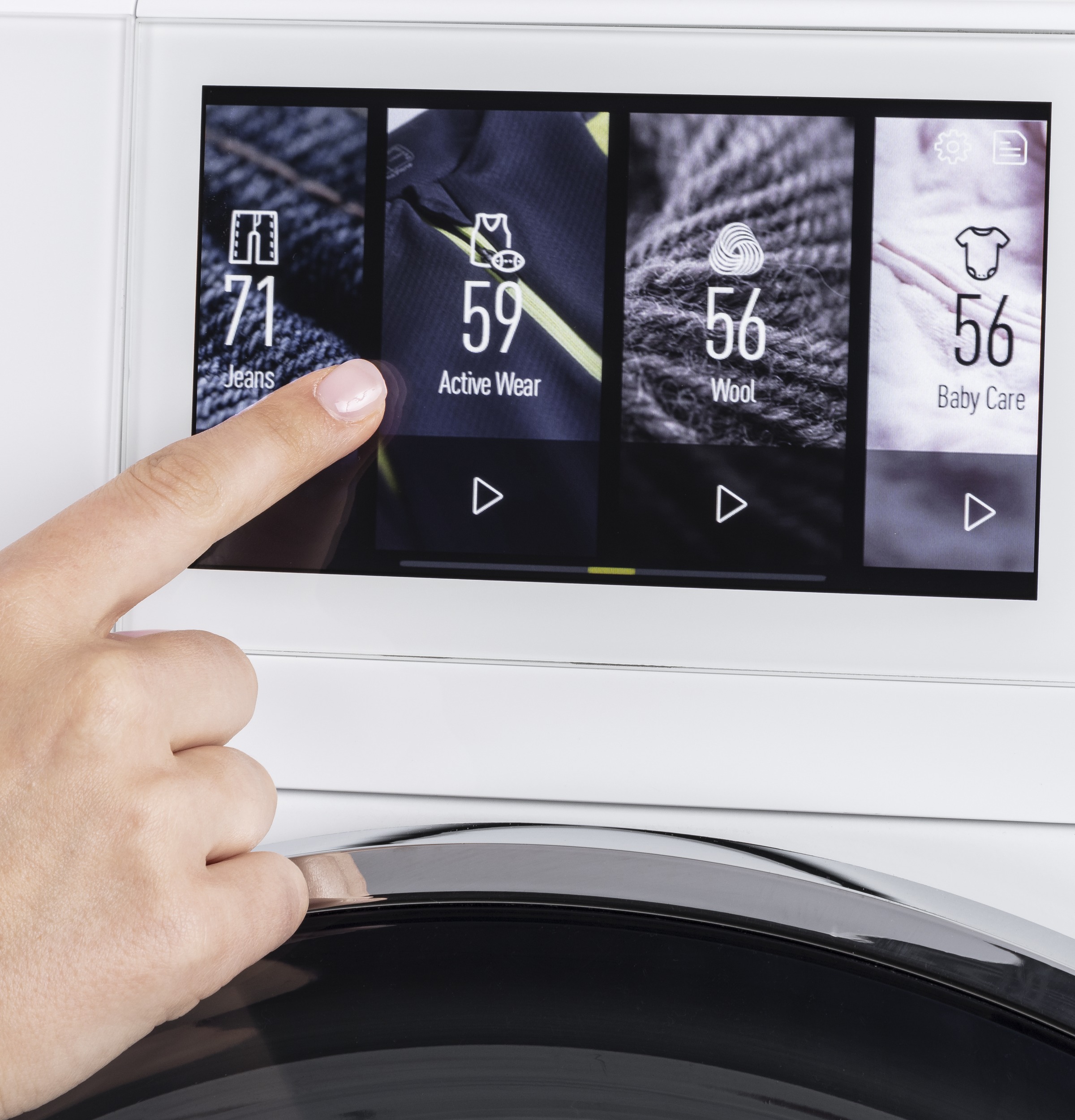 Haier ENERGY STAR® 2.4 Cu. Ft. Smart Frontload Washer QFW150SSNWW