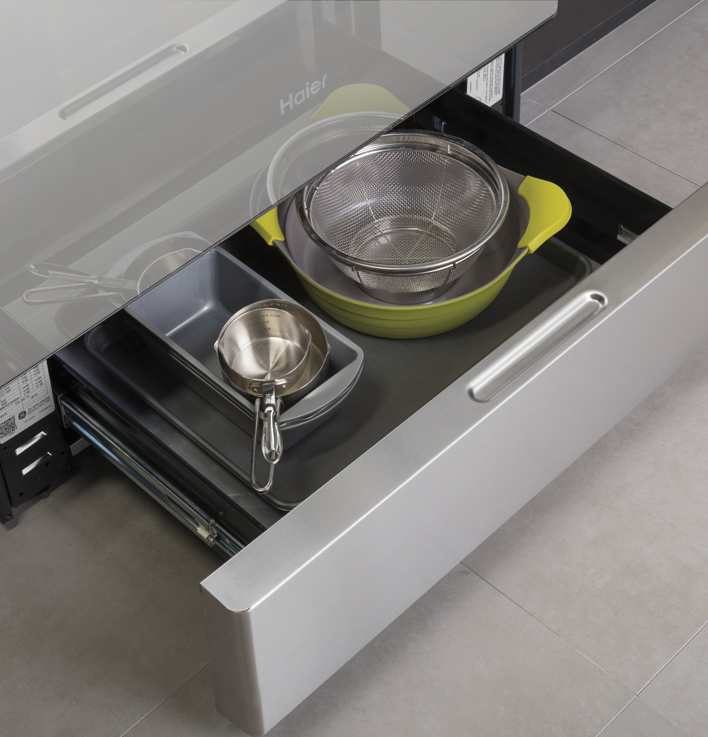 30" Smart Slide-In Gas Range with Convection30" Smart Slide-In Gas Range with Convection QGSS740RNSS