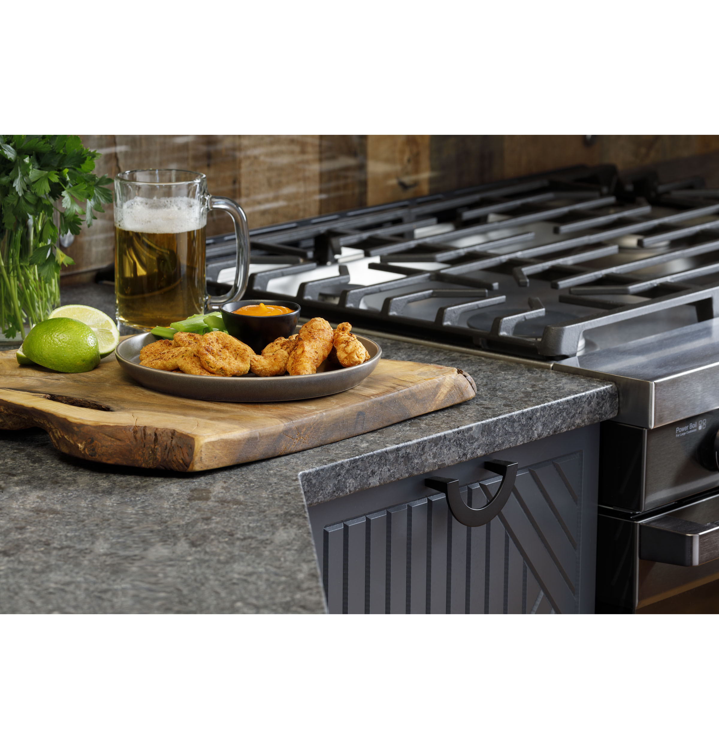 30" Smart Slide-In Gas Range with Convection30" Smart Slide-In Gas Range with Convection QGSS740RNSS