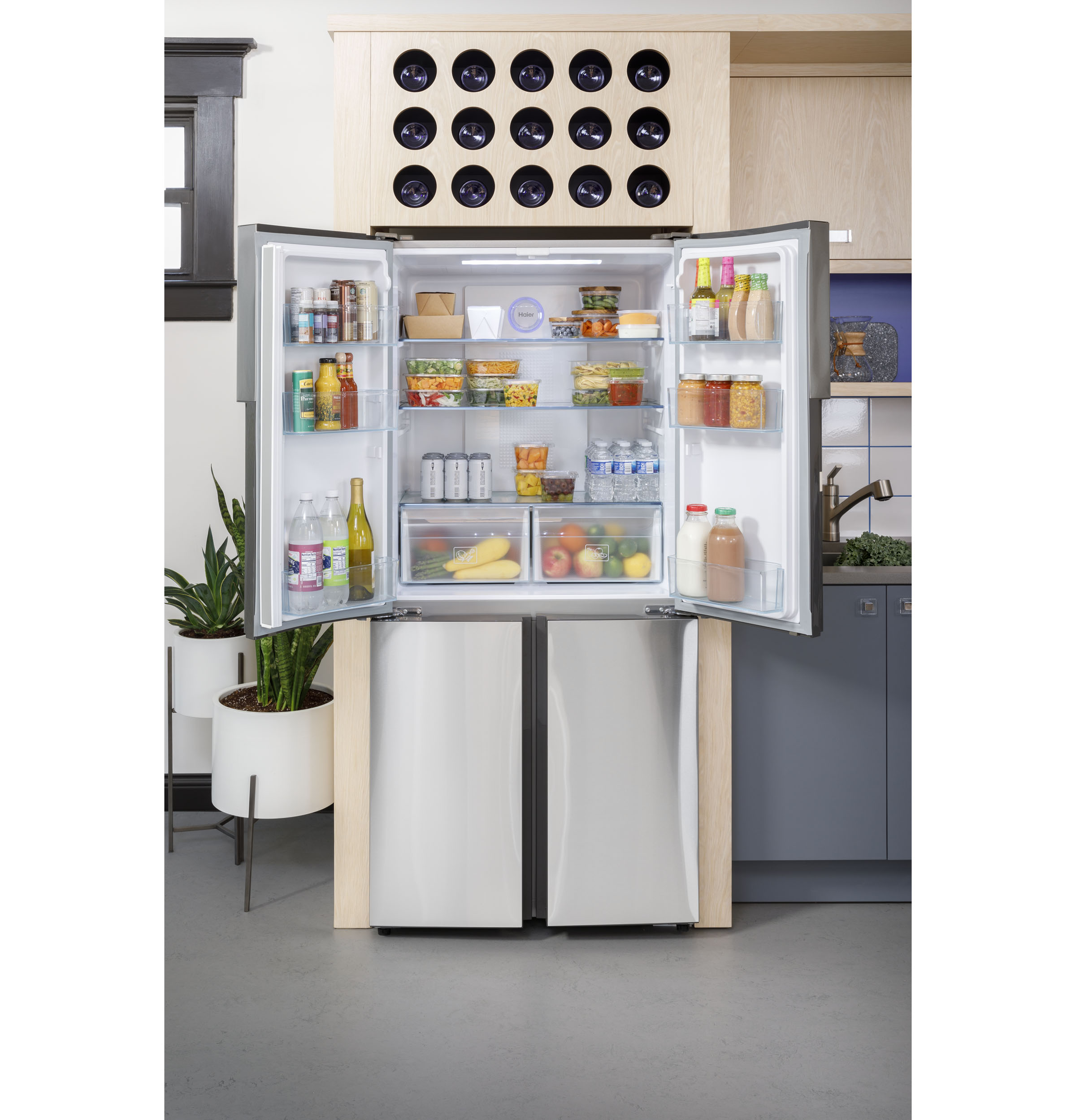 Haier ENERGY STAR® 16.8 Cu. Ft. Quad Door RefrigeratorHaier ENERGY STAR® 16.8 Cu. Ft. Quad Door Refrigerator view 18