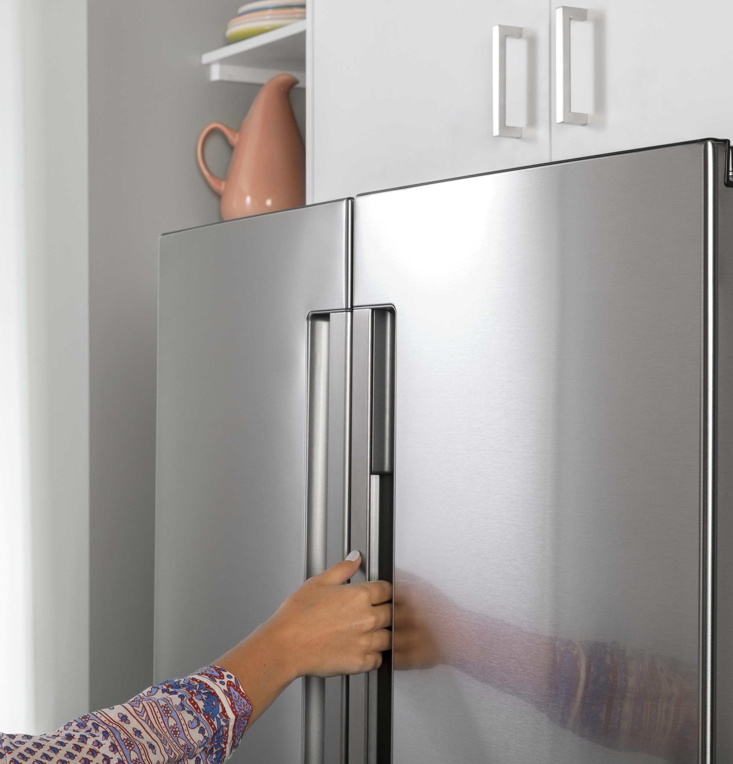 Haier ENERGY STAR® 27.0 Cu. Ft. Fingerprint Resistant French-Door RefrigeratorHaier ENERGY STAR® 27.0 Cu. Ft. Fingerprint Resistant French-Door Refrigerator view 5