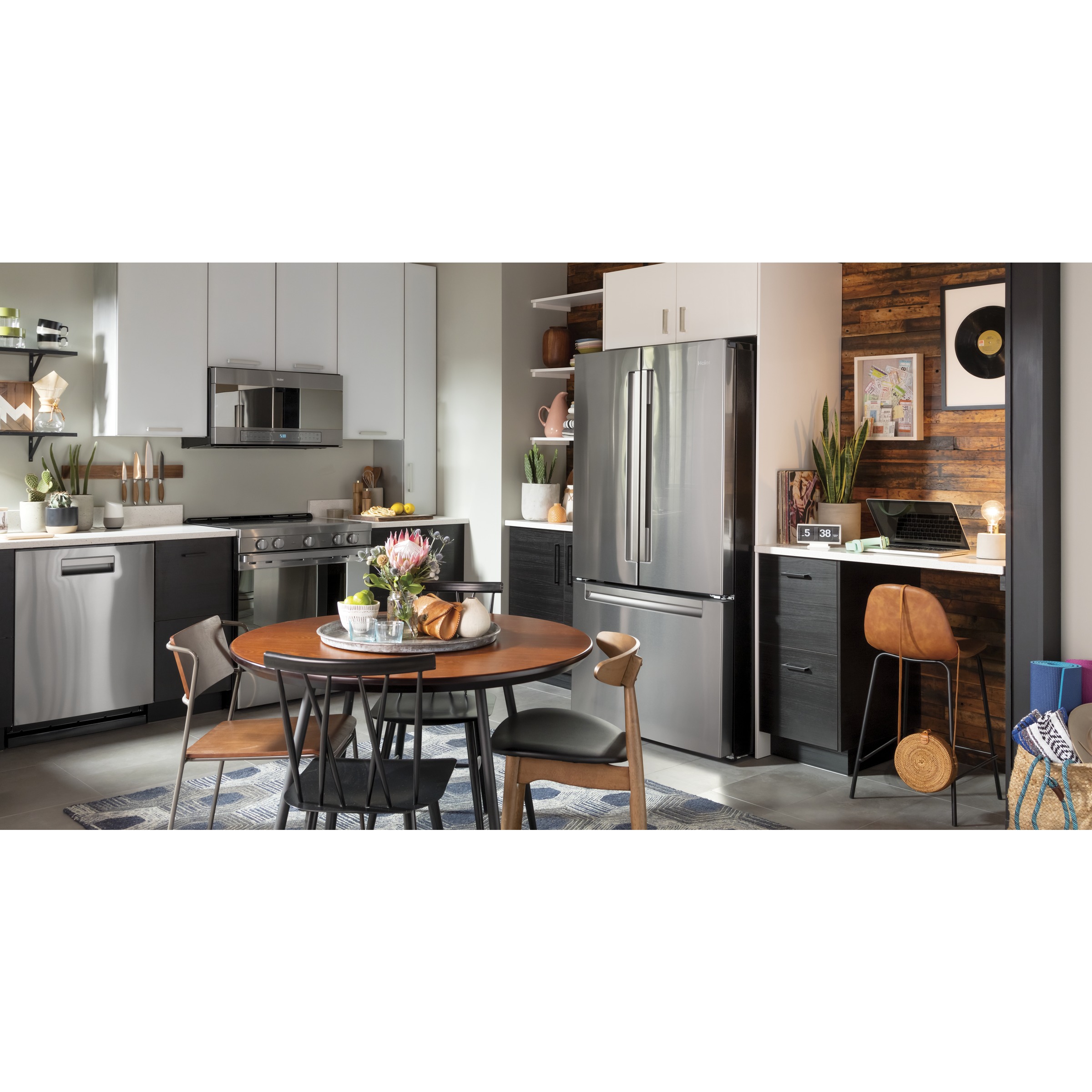 30" Smart Slide-In Electric Range with Convection30" Smart Slide-In Electric Range with Convection QSS740RNSS