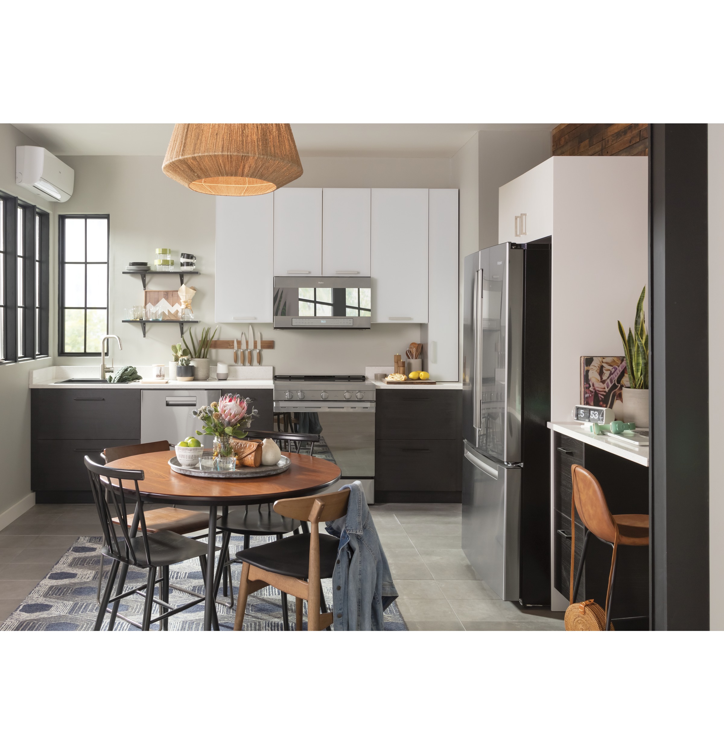 30" Smart Slide-In Electric Range with Convection30" Smart Slide-In Electric Range with Convection QSS740RNSS