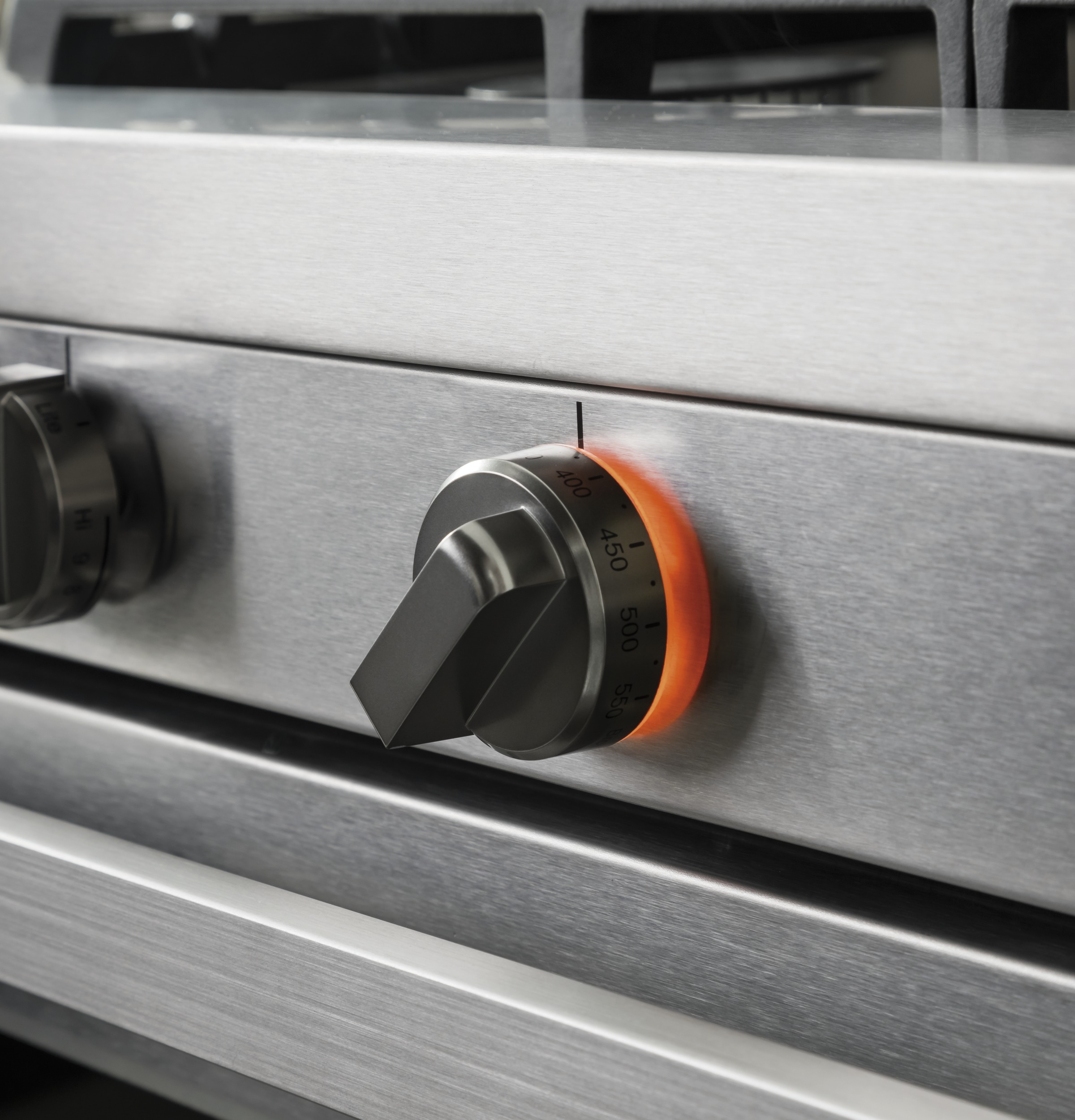 30" Smart Slide-In Electric Range with Convection30" Smart Slide-In Electric Range with Convection QSS740RNSS