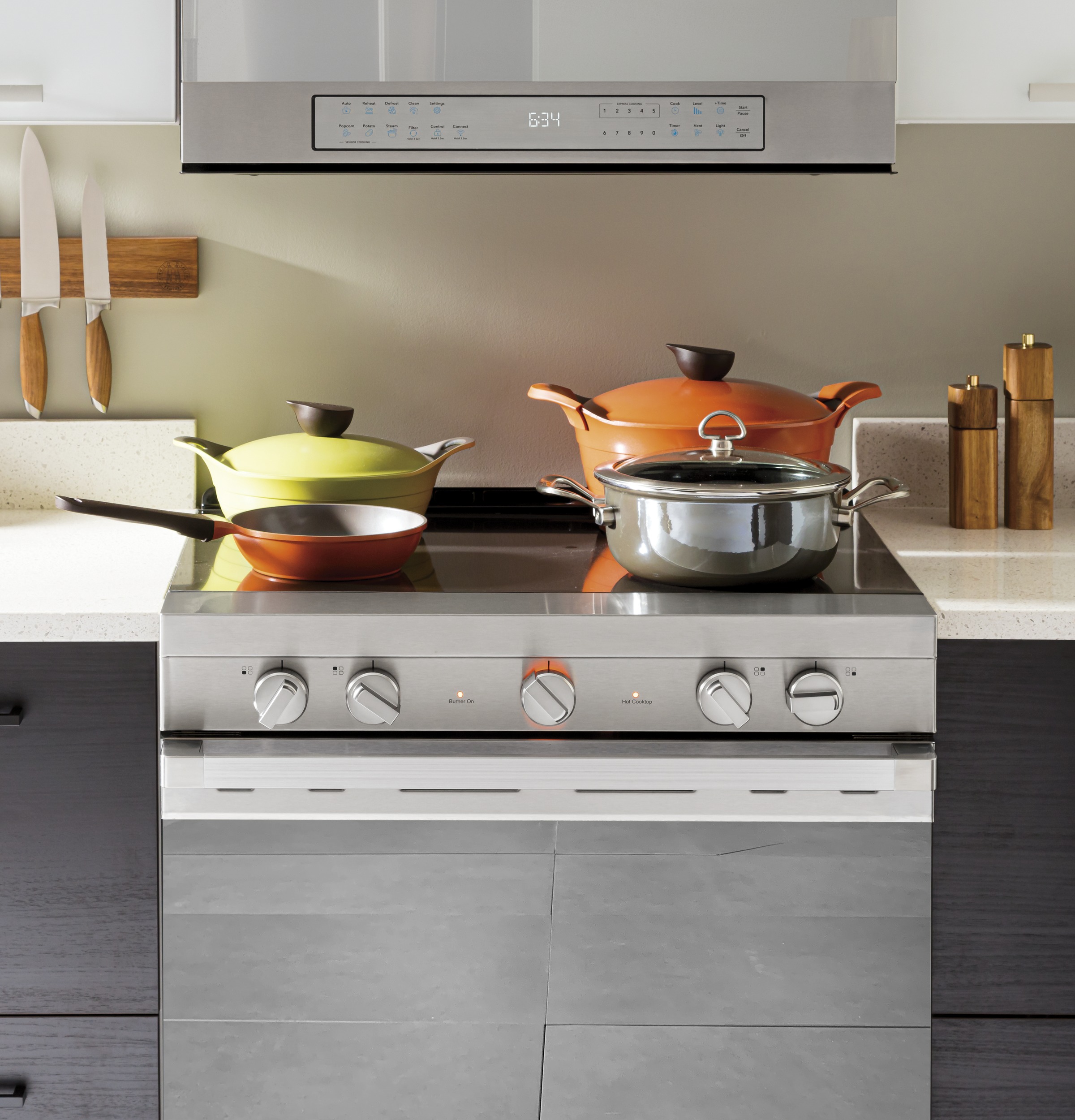 30" Smart Slide-In Electric Range with Convection30" Smart Slide-In Electric Range with Convection QSS740RNSS