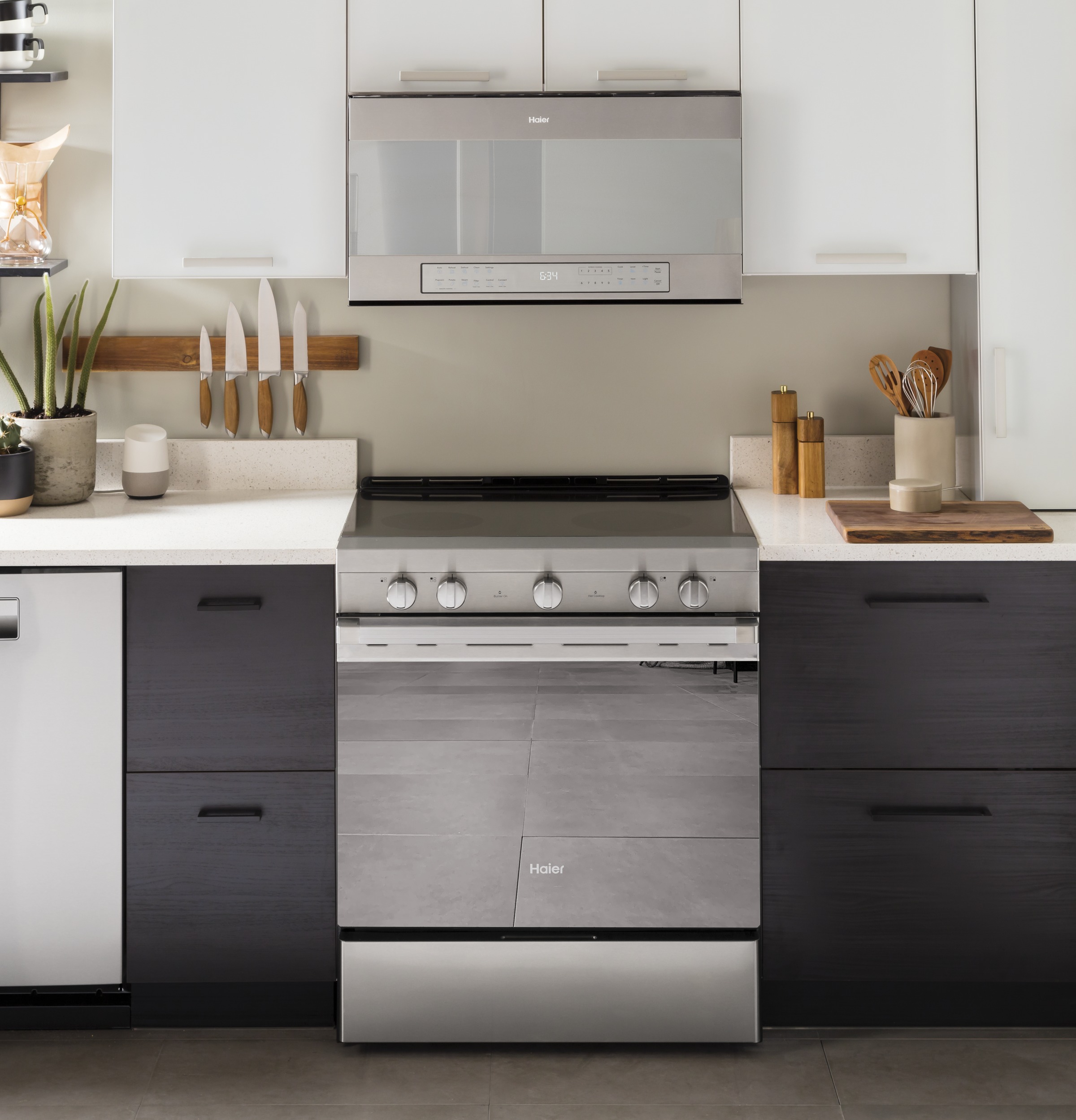 30" Smart Slide-In Electric Range with Convection30" Smart Slide-In Electric Range with Convection QSS740RNSS