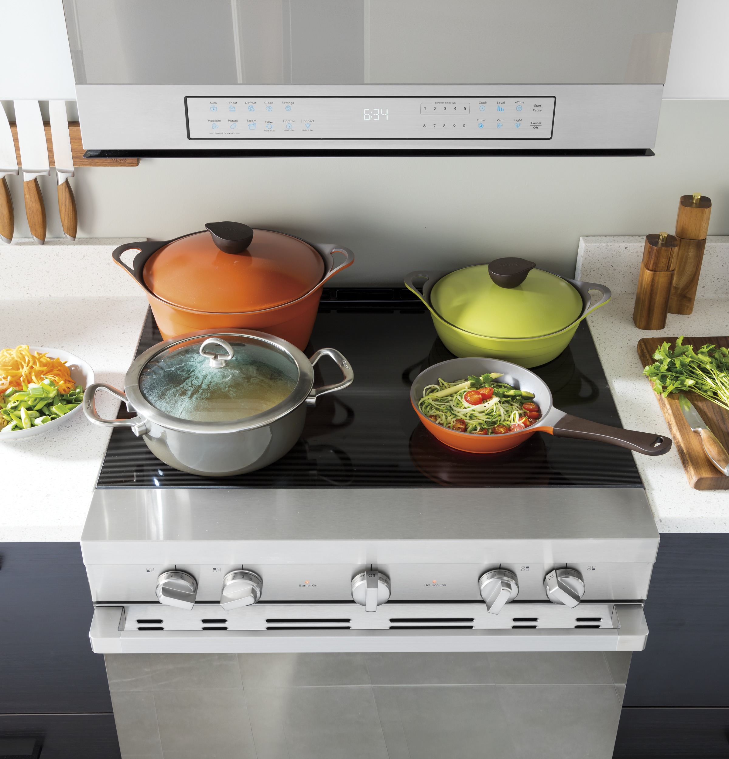 30" Smart Slide-In Electric Range with Convection30" Smart Slide-In Electric Range with Convection QSS740RNSS