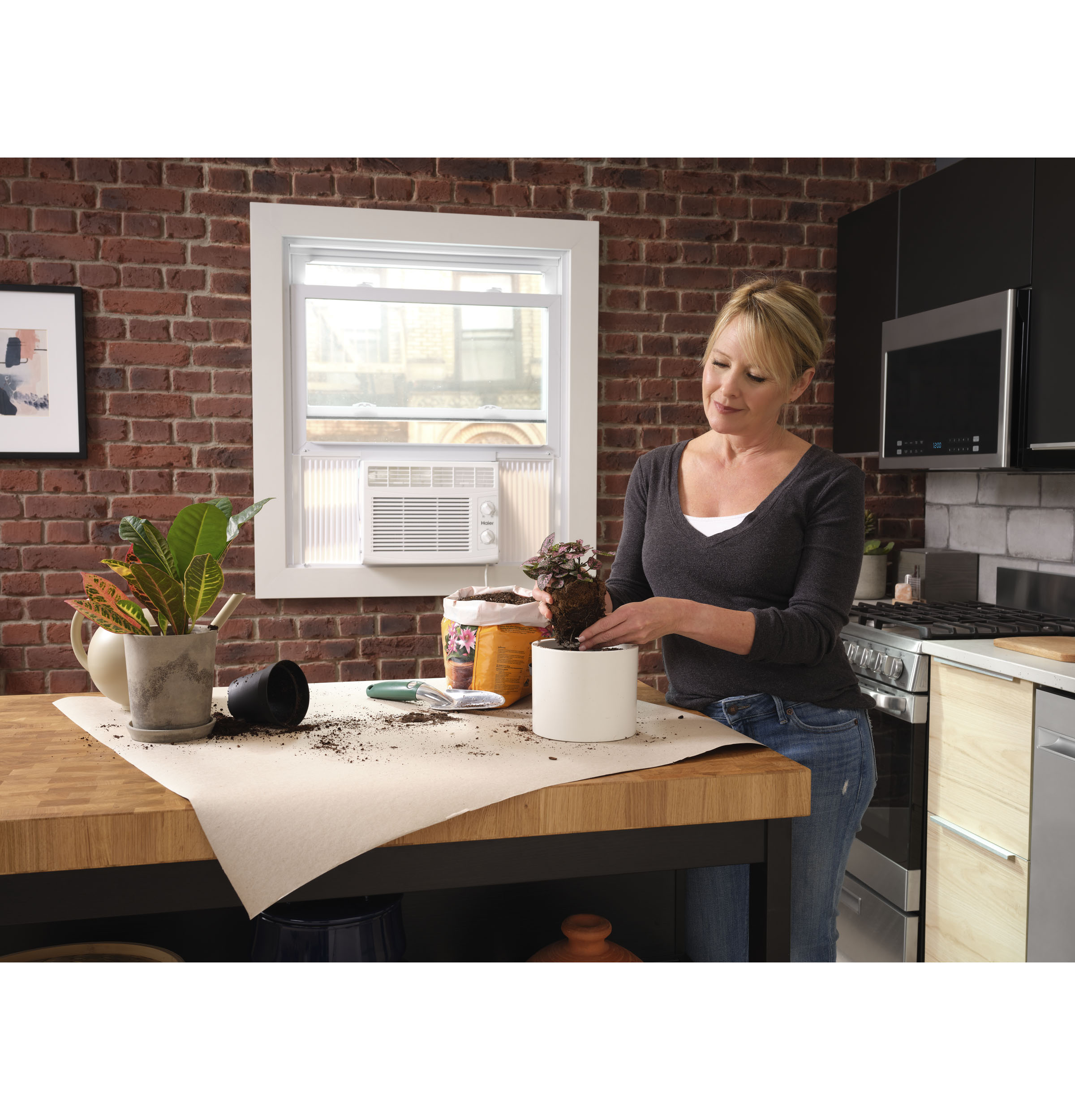 Haier 5,000 BTU Mechanical Window Air Conditioner for Small Rooms up to 150 sq ft.Haier 5,000 BTU Mechanical Window Air Conditioner for Small Rooms up to 150 sq ft. QTPC05AA
