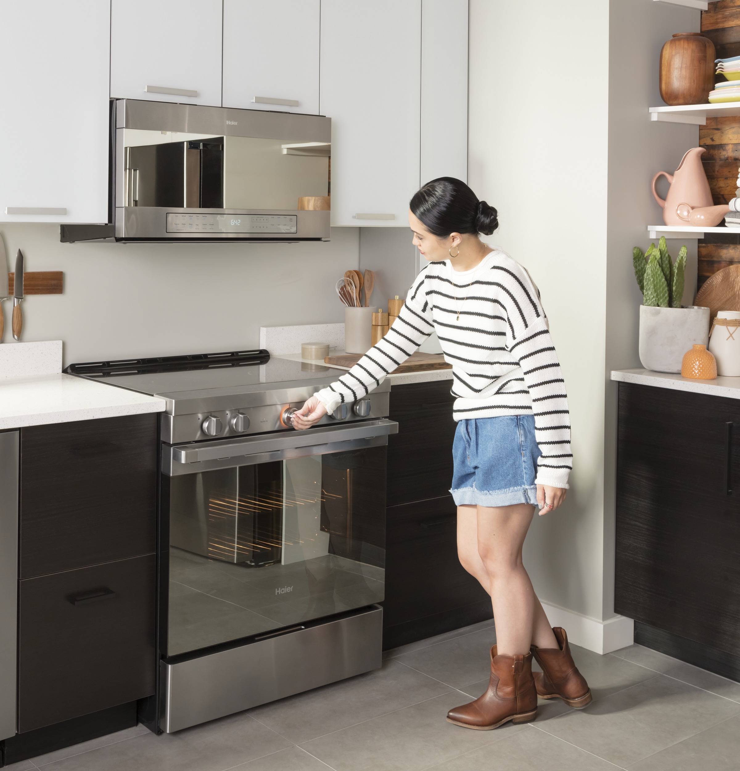 30" 1.6 Cu. Ft. Smart Over-the-Range Microwave Oven30" 1.6 Cu. Ft. Smart Over-the-Range Microwave Oven view 5