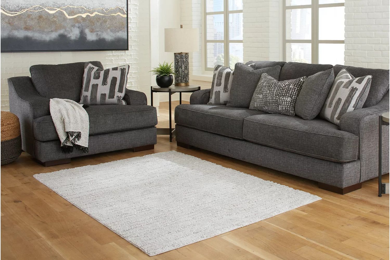 Ivygail Fog Medium Rug R404512