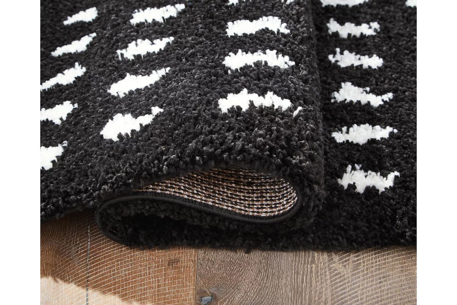 Minston Black And White Medium Rug R405952