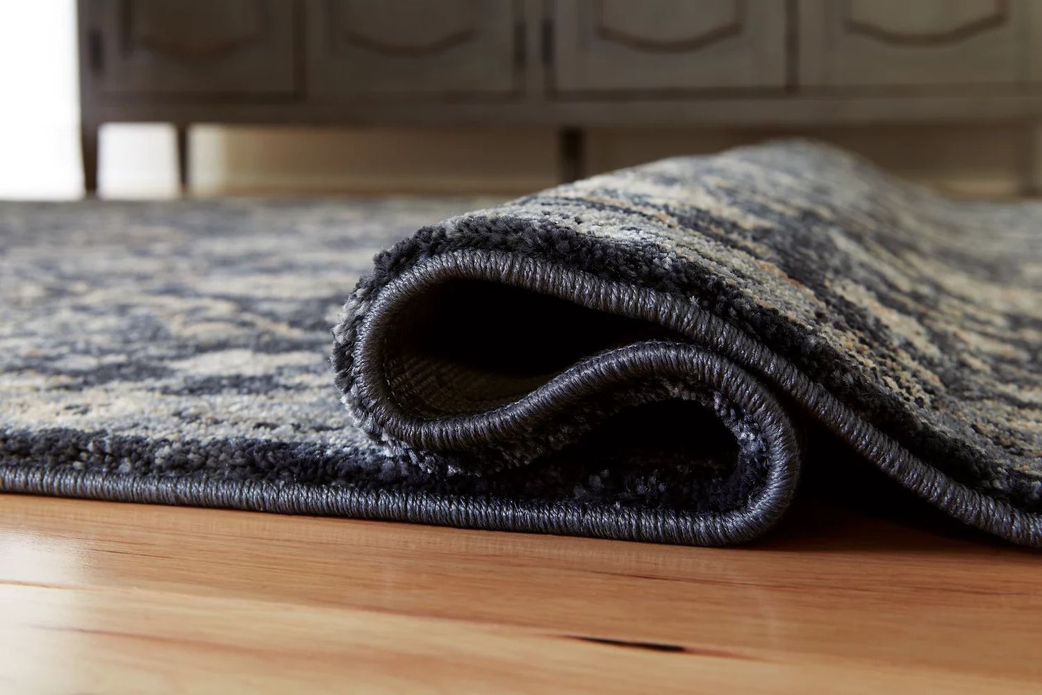 Hilcott Blue And Gray Large Rug R406111