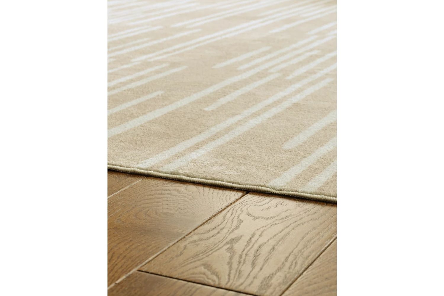 Ardenville Tan and Cream Medium Rug R406212