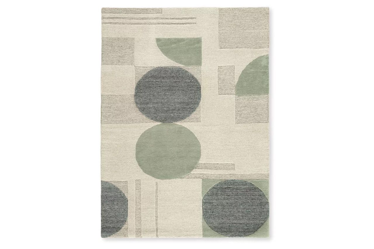 Dallane 5 ft x 7 ft Rug In Blue and Green R406352