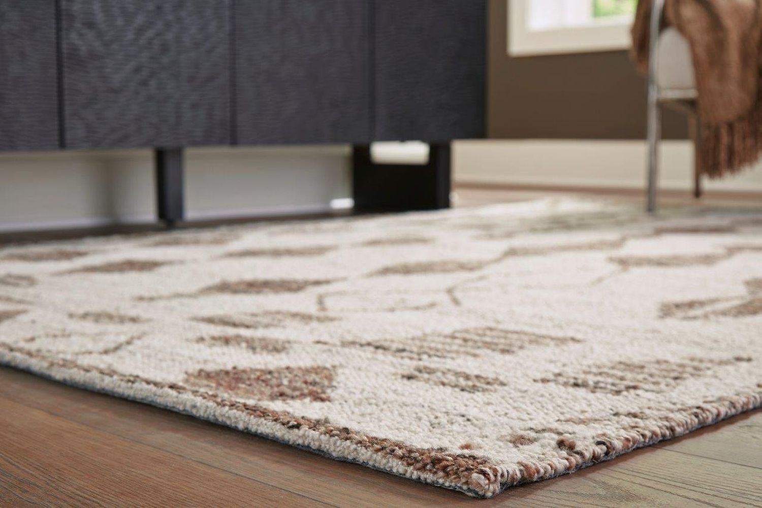 Brettler Medium Rug In Beige and Brown R406792