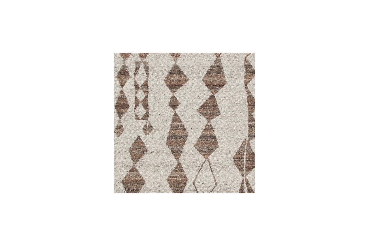 Brettler Medium Rug In Beige and Brown R406792