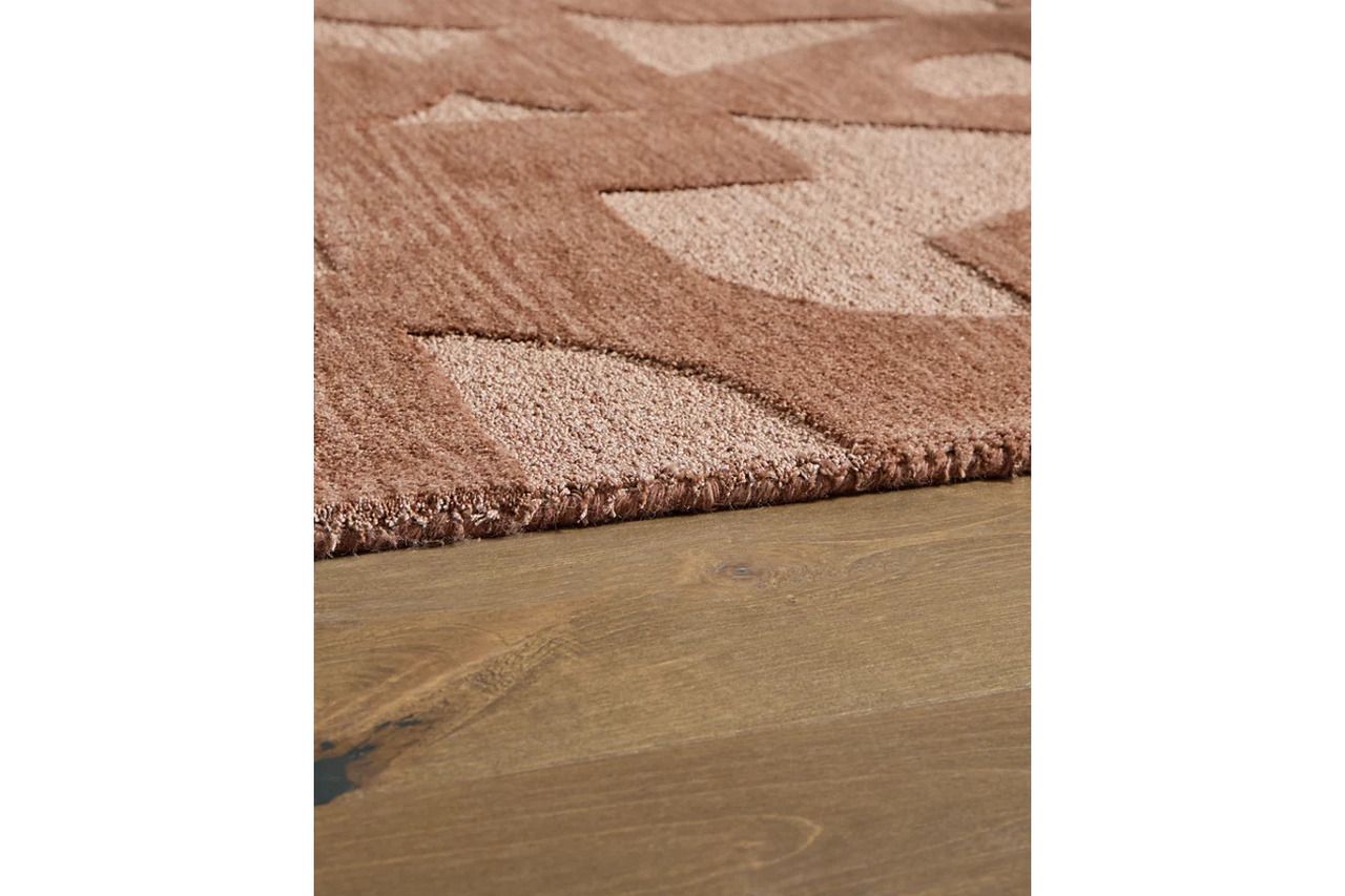 Perrenton 5' x 7' Rug In Clay R407202