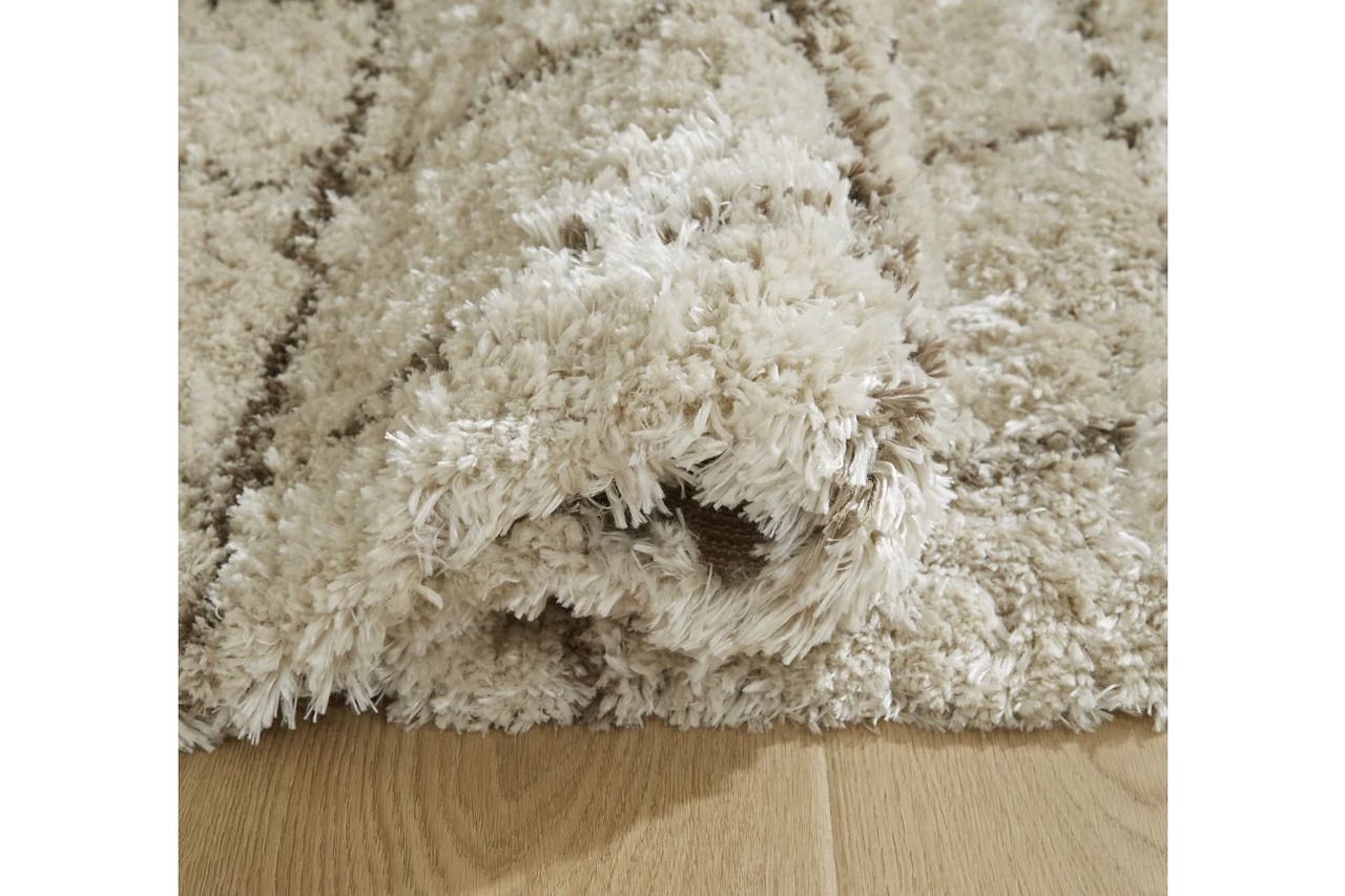 Wrenlow 8' x 10' Rug In Cream and Brown R407211