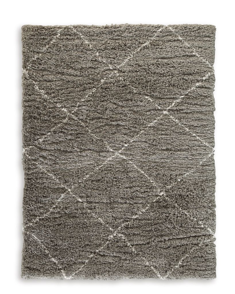 Wrenlow 5' x 7' Rug In Gray and Cream R407222