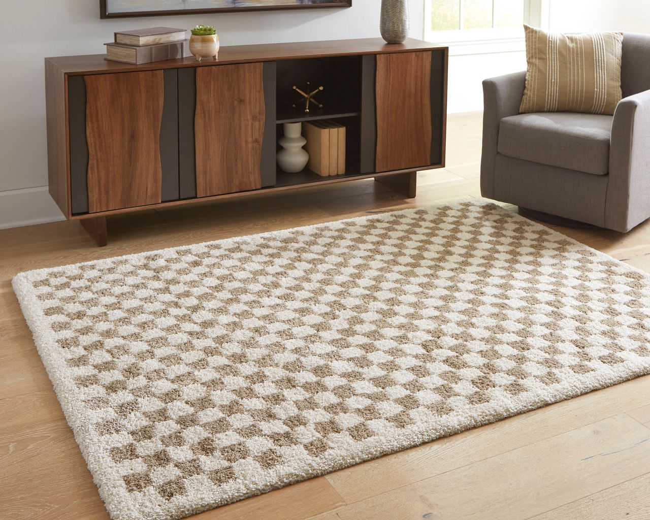Karamen Medium Rug In Taupe/Ivory R407342