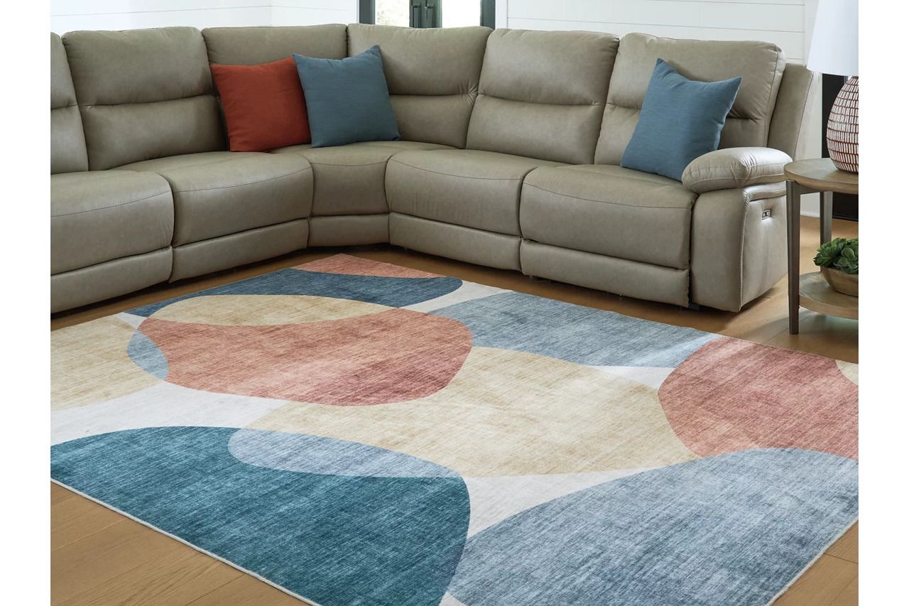 Chanleigh Washable Large Rug In Multi R407371