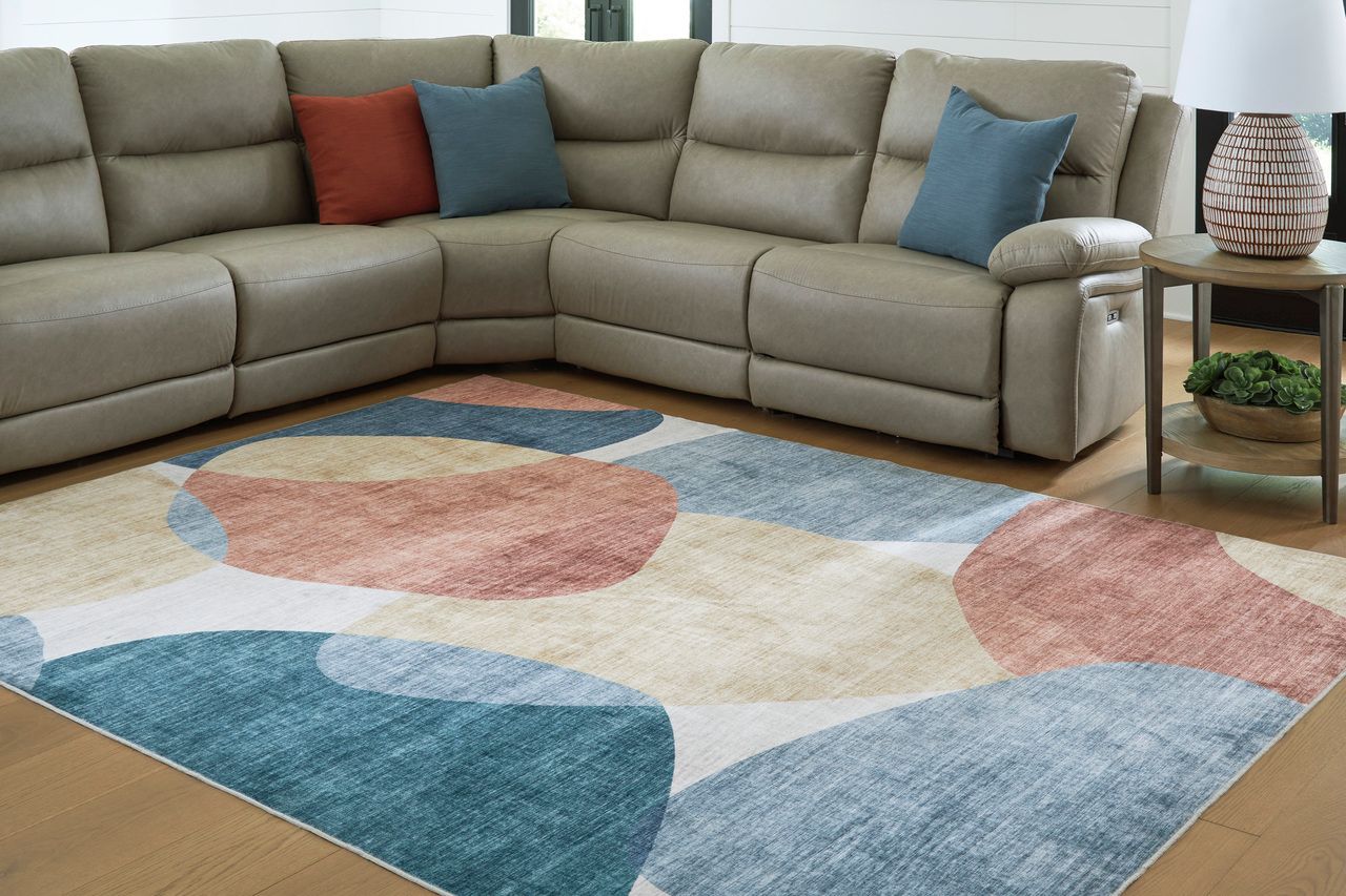Chanleigh Washable Large Rug In Multi R407371