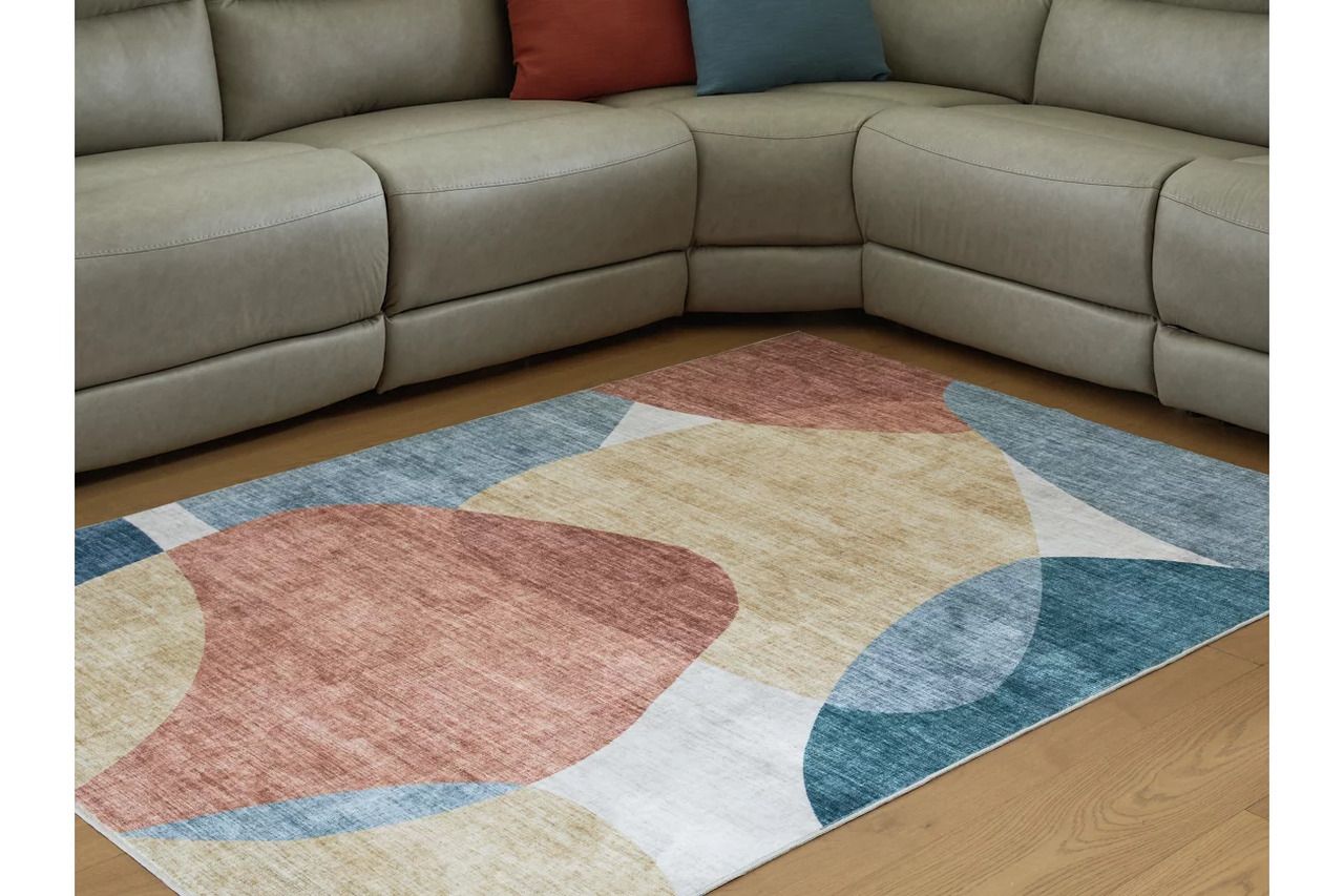 Chanleigh Washable Medium Rug In Multi R407372