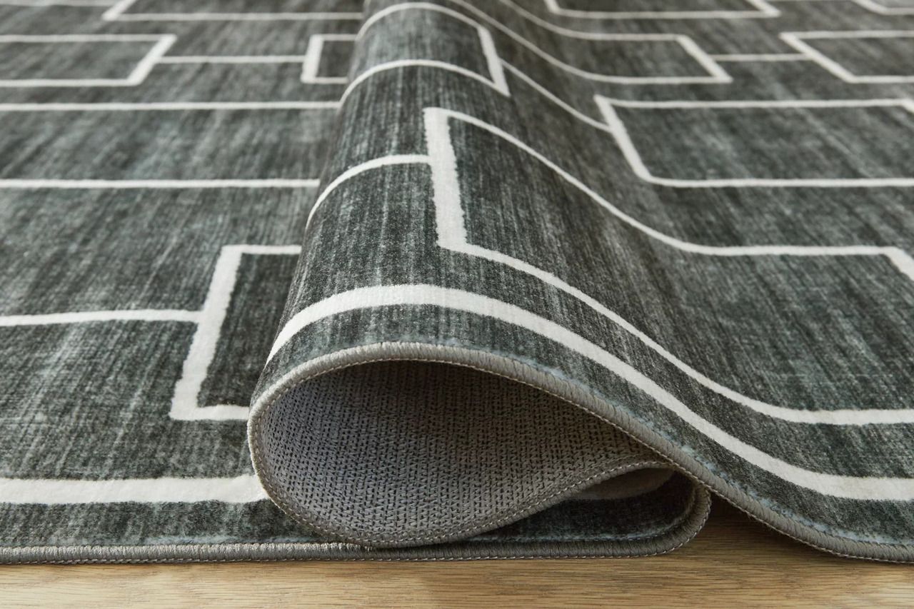 Elderland Washable Large Rug In Black and Gray R407401