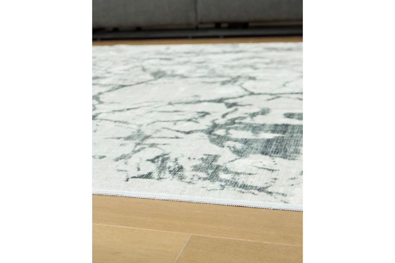 Tobinbury Washable Large Rug In Gray R407421