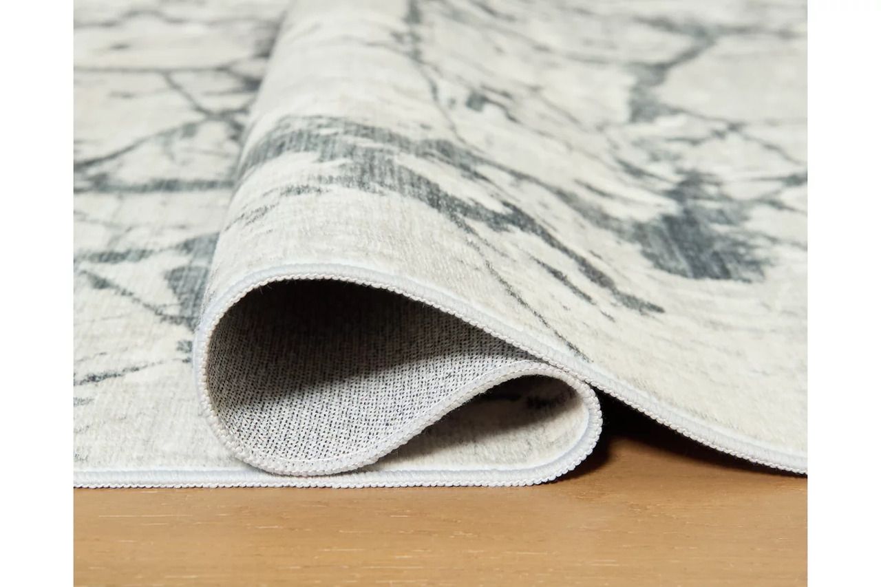 Tobinbury Washable Large Rug In Gray R407421