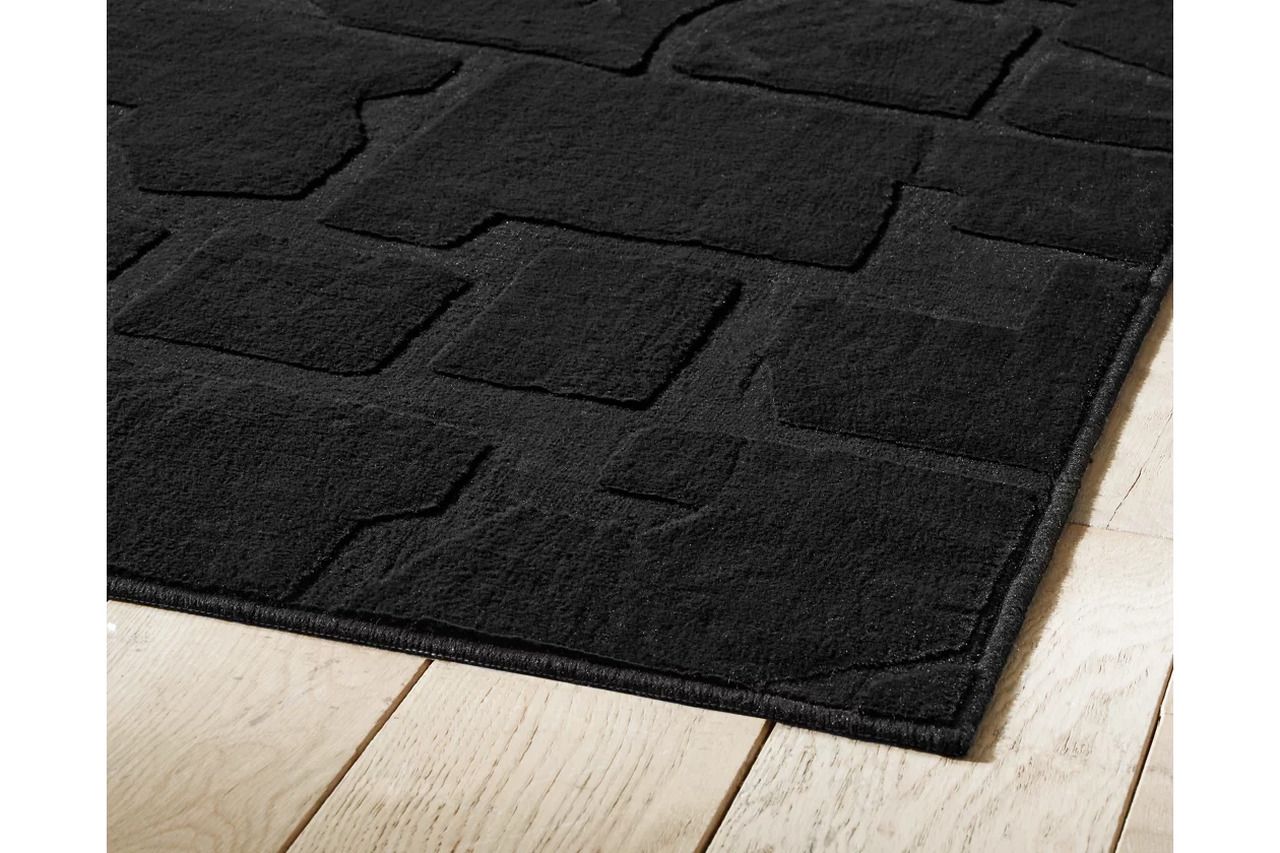 Gibbswell Washable Large Rug In Black R407461