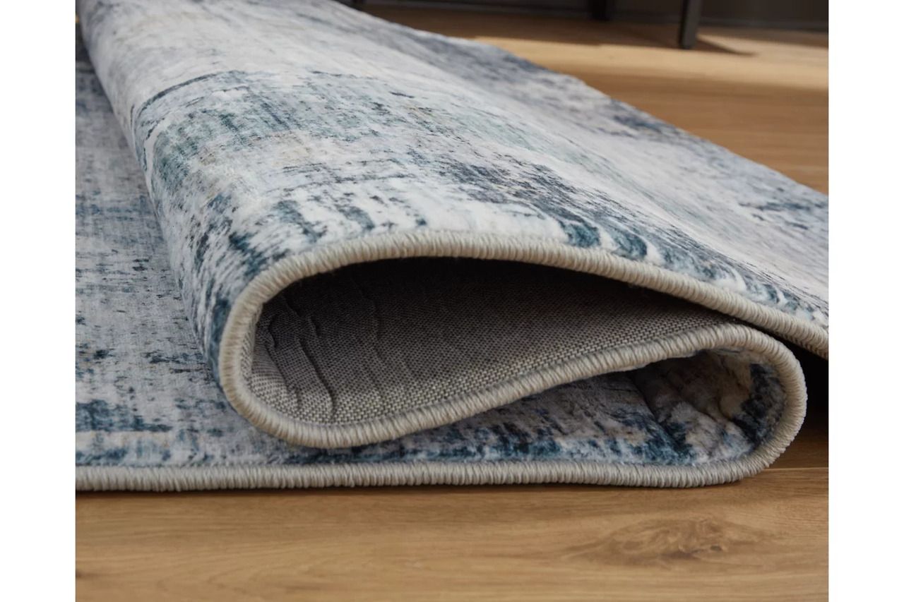 Arlenmont 5' x 7' Area Rug In Blue/White/Brown R407482