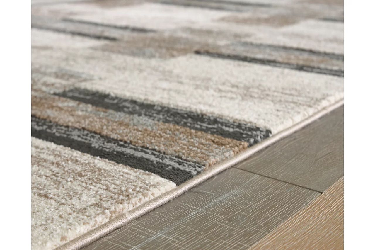 Alstone 5'3" x 7' Area Rug In Multi R407732