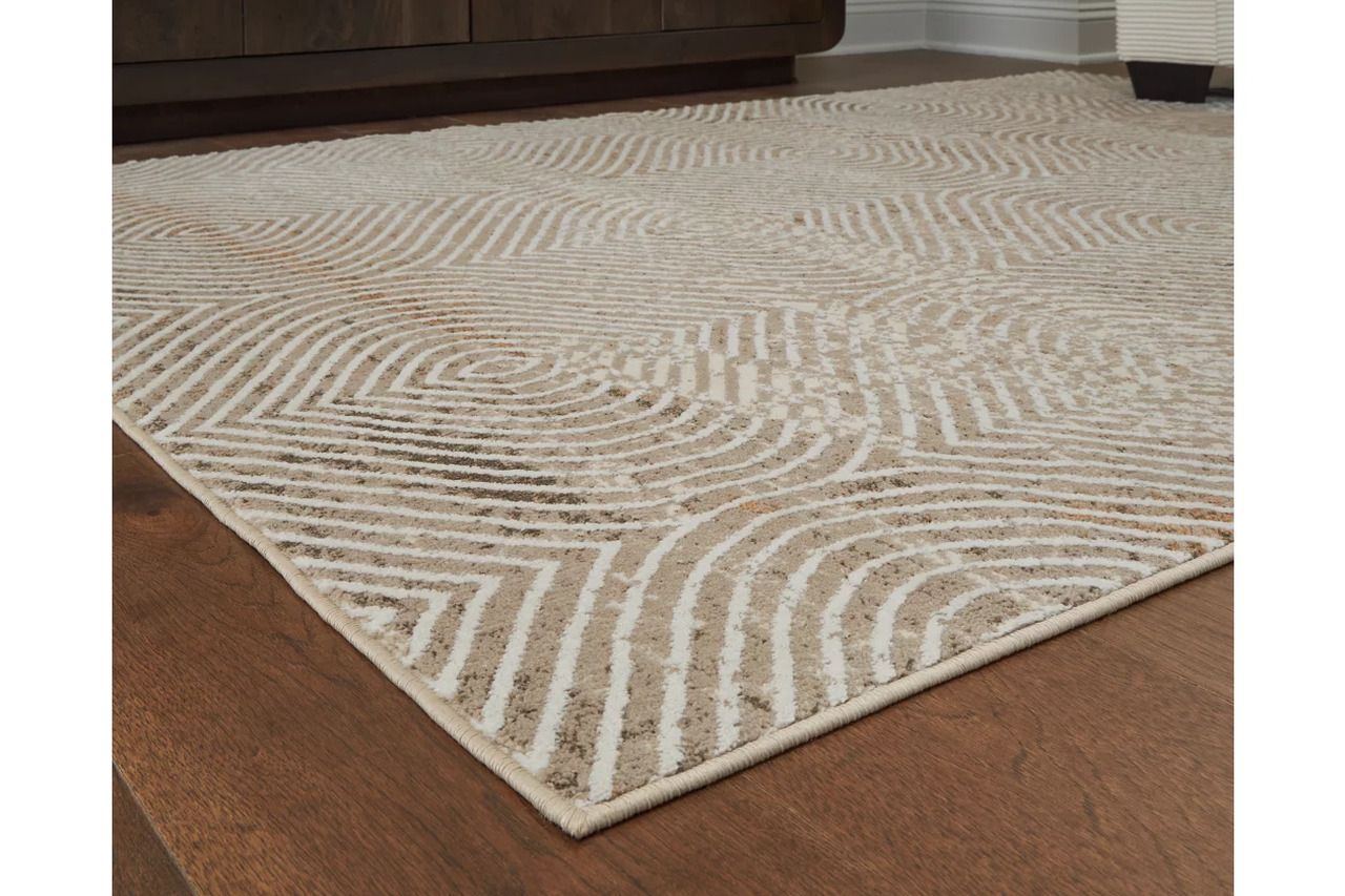 Bachus 5'3" x 7' Area Rug In Multi R407752