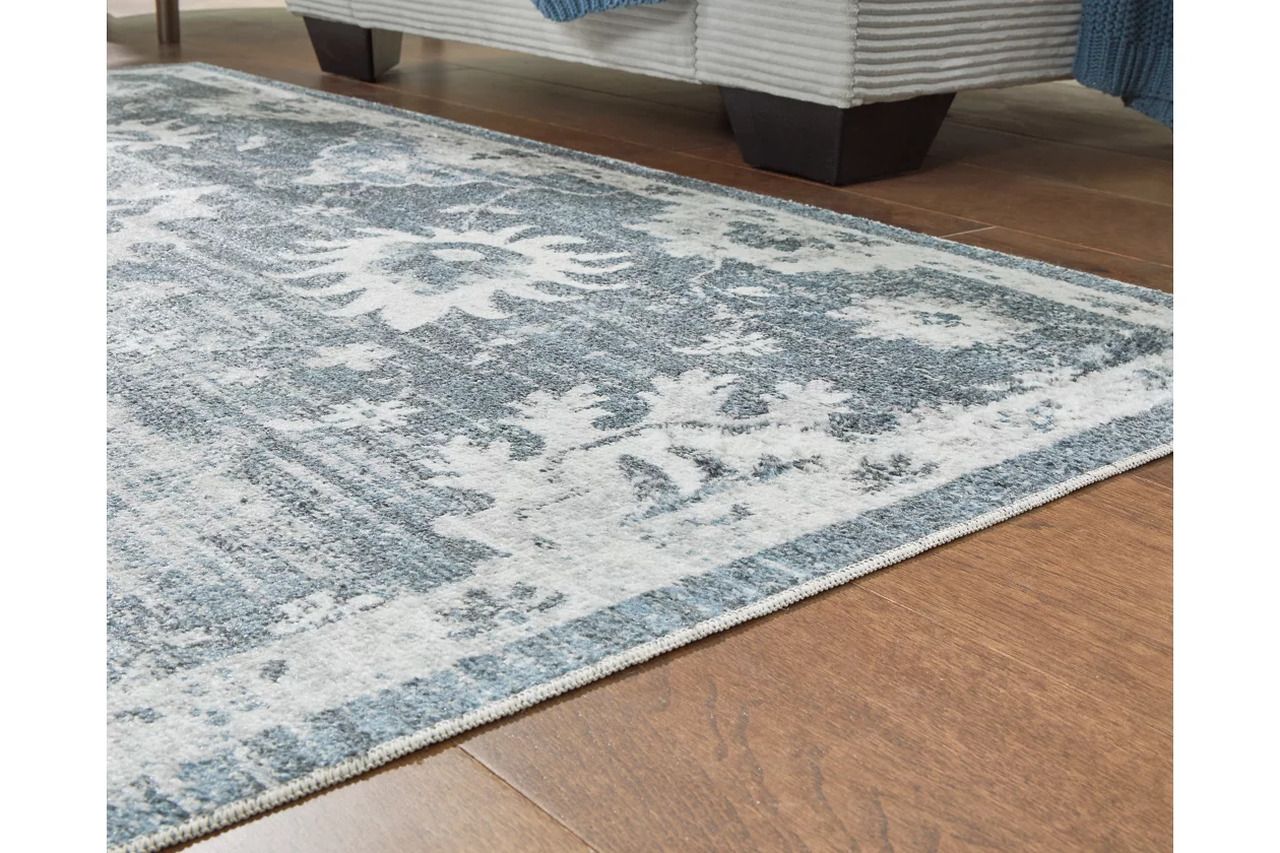 Avanworths Washable 7'10" x 10' Area Rug In Blue/Gray/Ivory R407791
