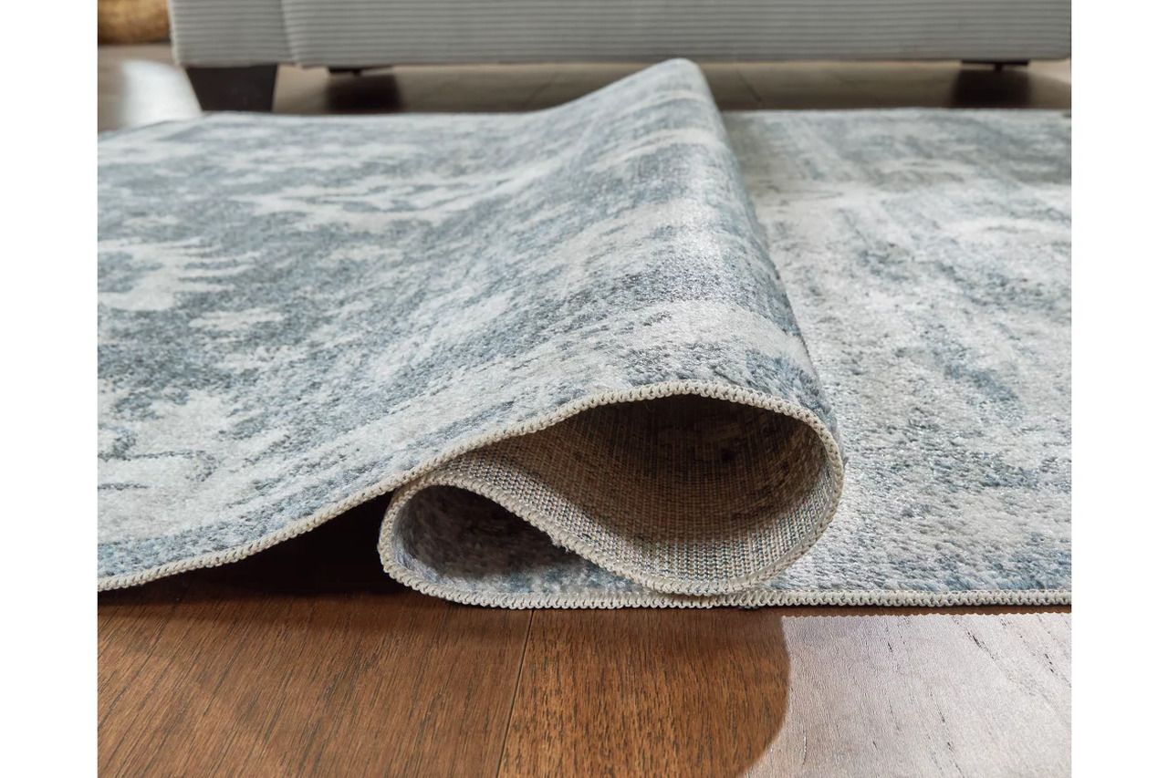 Avanworths Washable 5'3" x 7' Area Rug In Blue/Gray/Ivory R407792