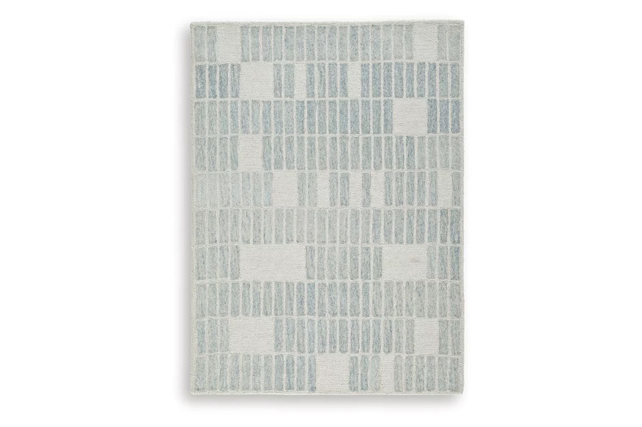 Dylanton 5' x 7' Area Rug In Ivory and Blue R407812