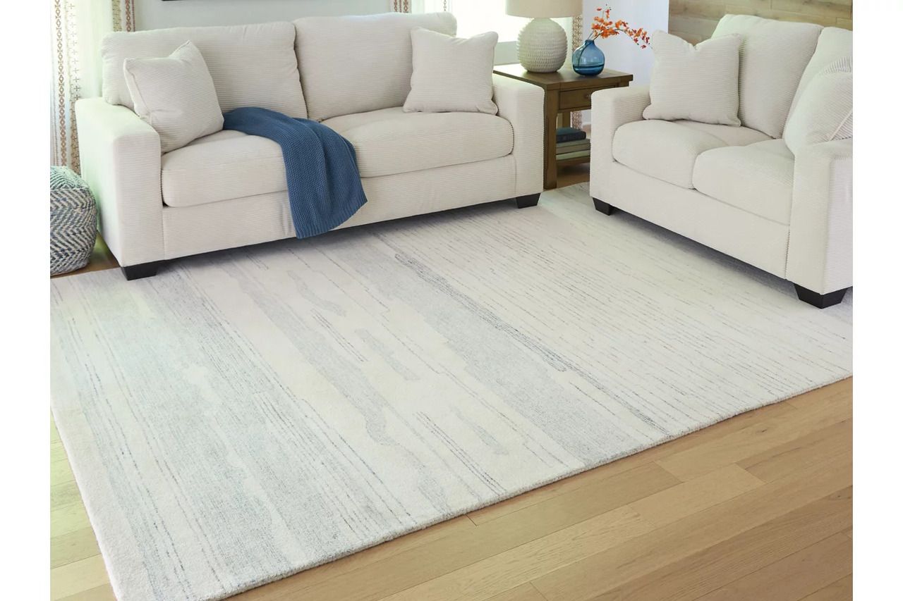 Genemost 7'8" x 10' Area Rug In Ivory and Blue R407841