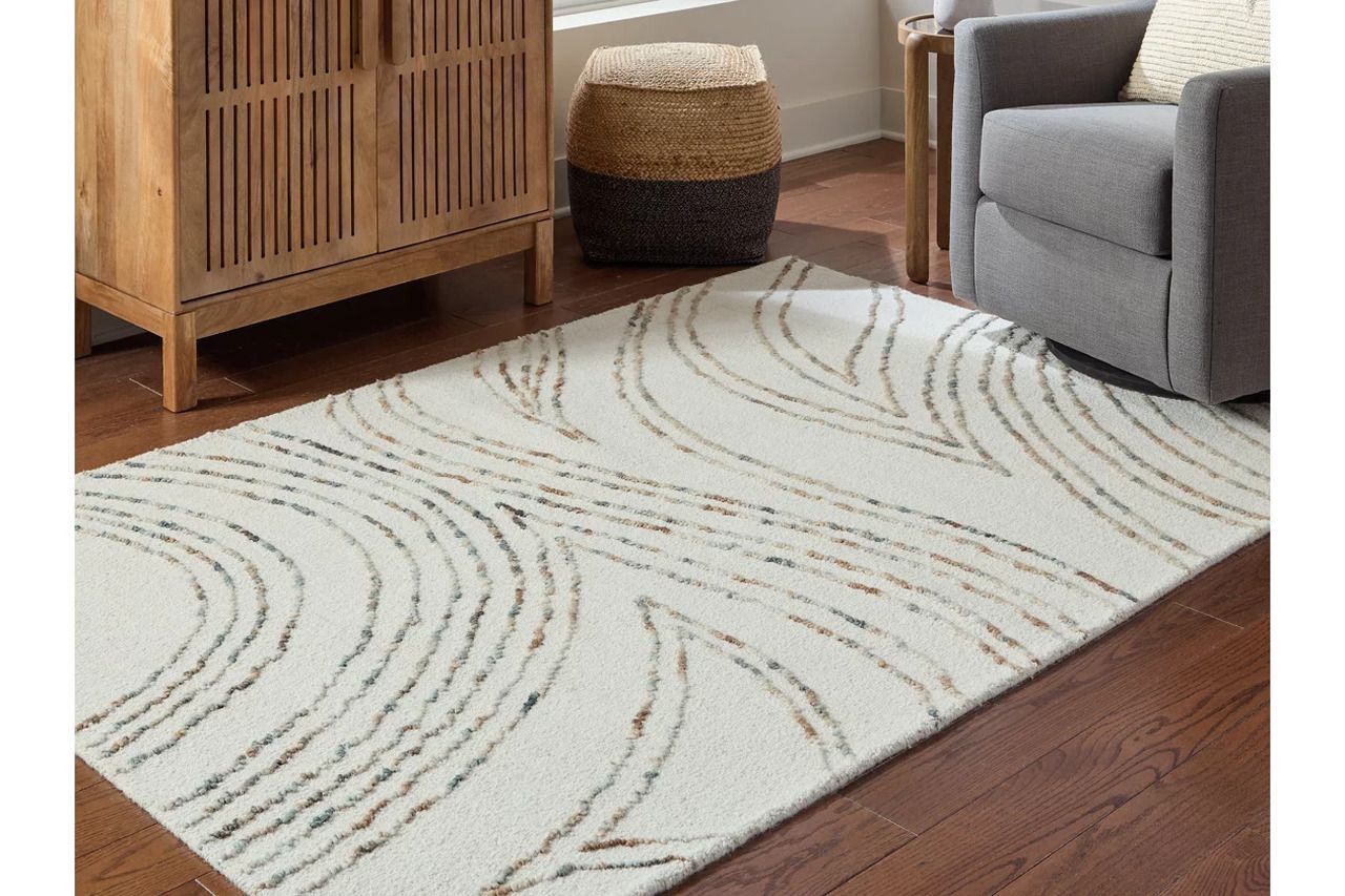 Deenbury 5' x 7' Area Rug In Ivory/Green/Brown R407862