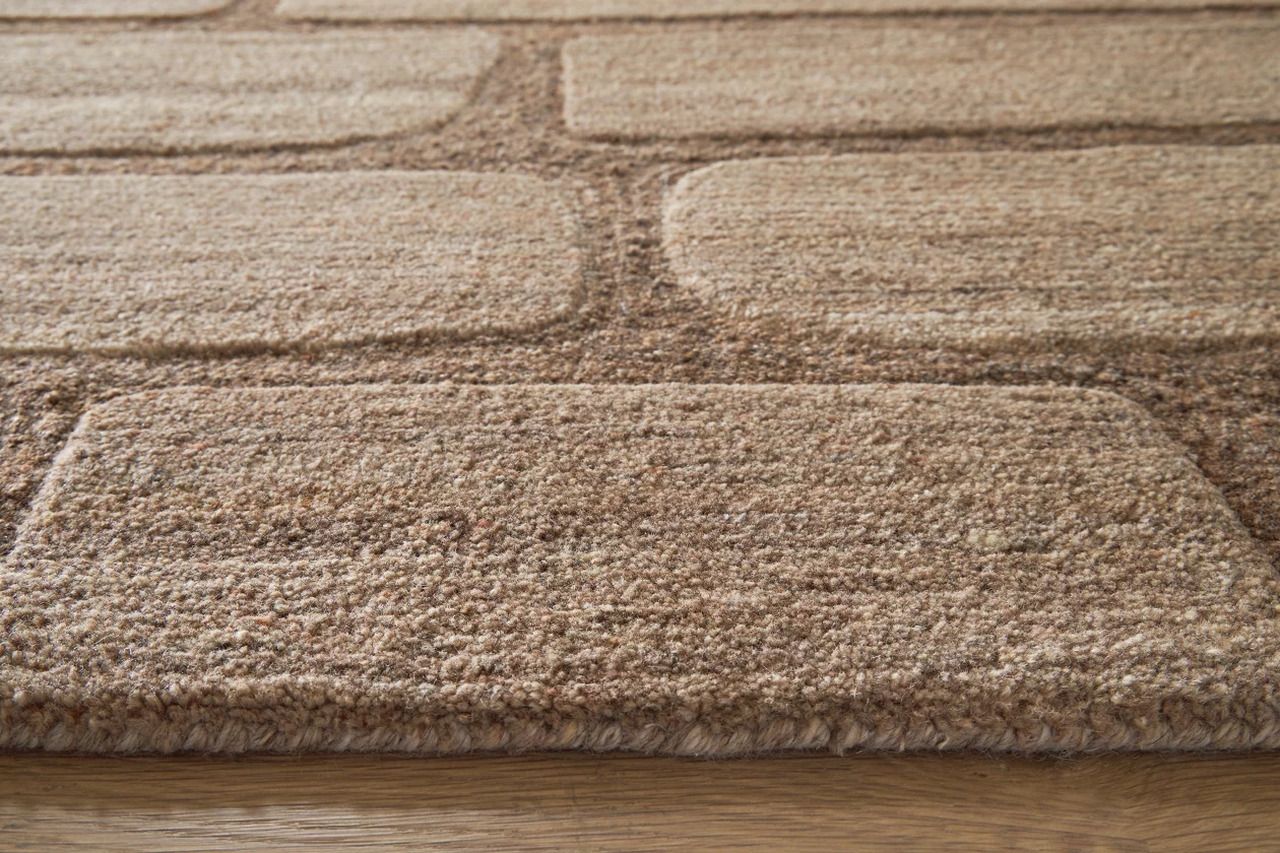 Orest Medium Rug In Brown R407982