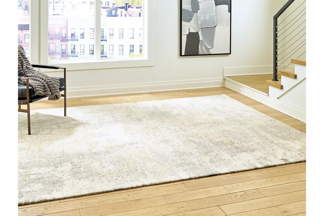 Raif Large Rug In Gray and White R408081