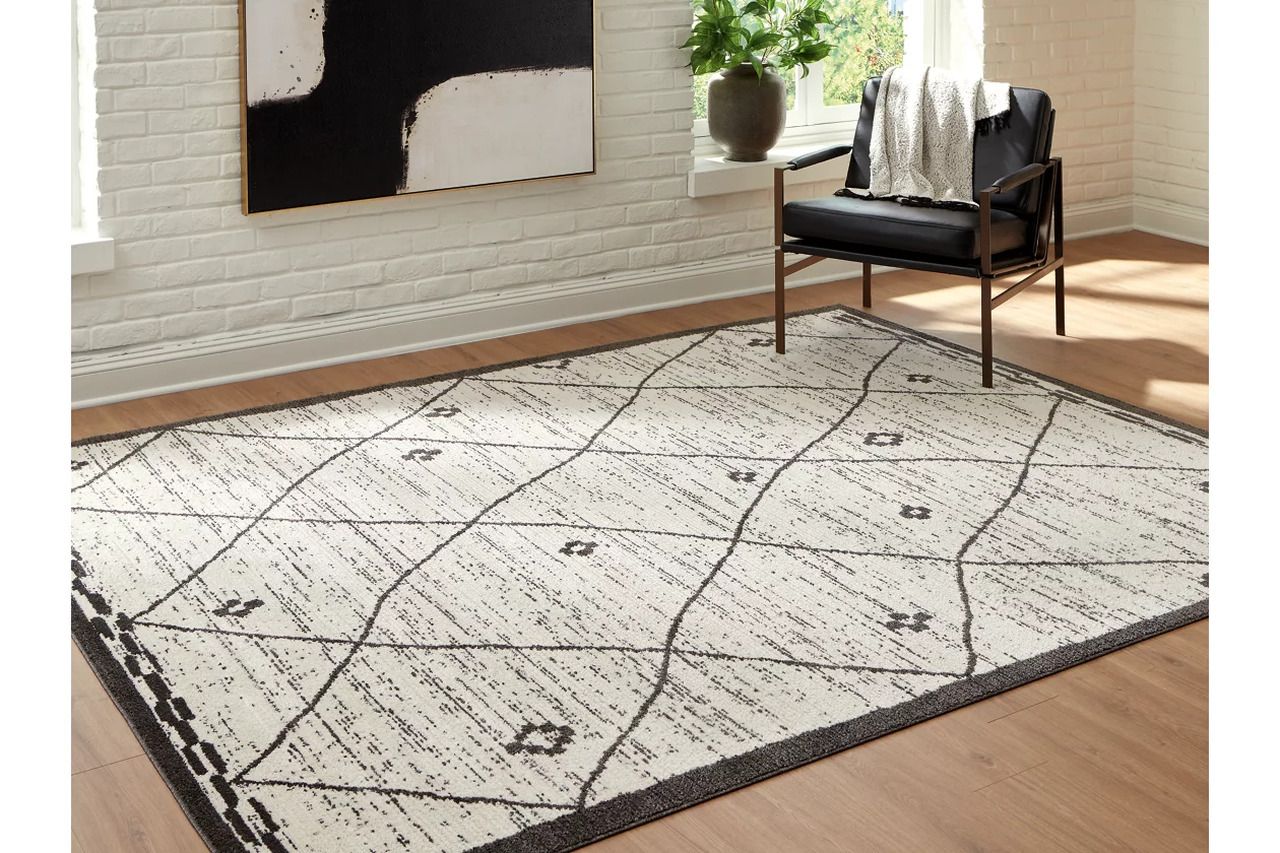 Fenriston Large Rug In Cream and Black R408301