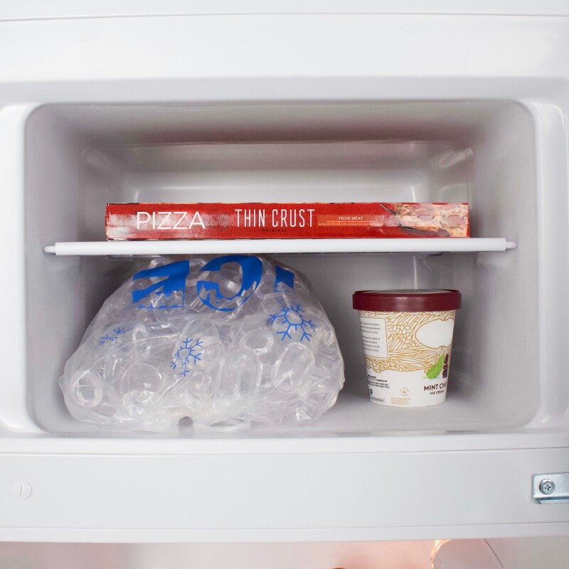 Avanti Apartment Refrigerator, 7.3 cu. ft view 3