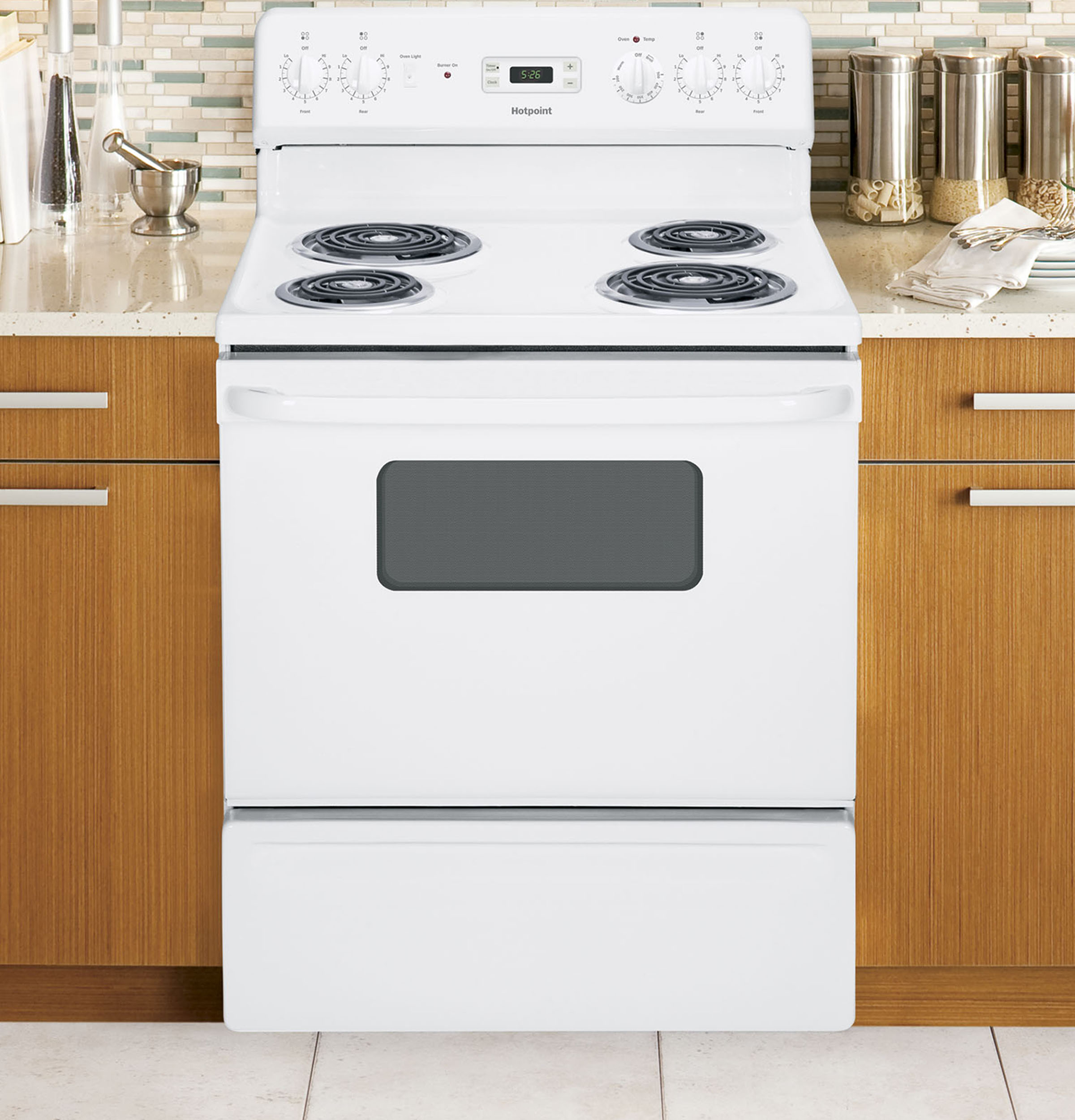 30" Free-Standing Electric Range RB526DHWW, product image 6 of 9